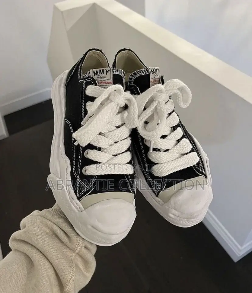 Maison Miharas Hank Canvas Low
