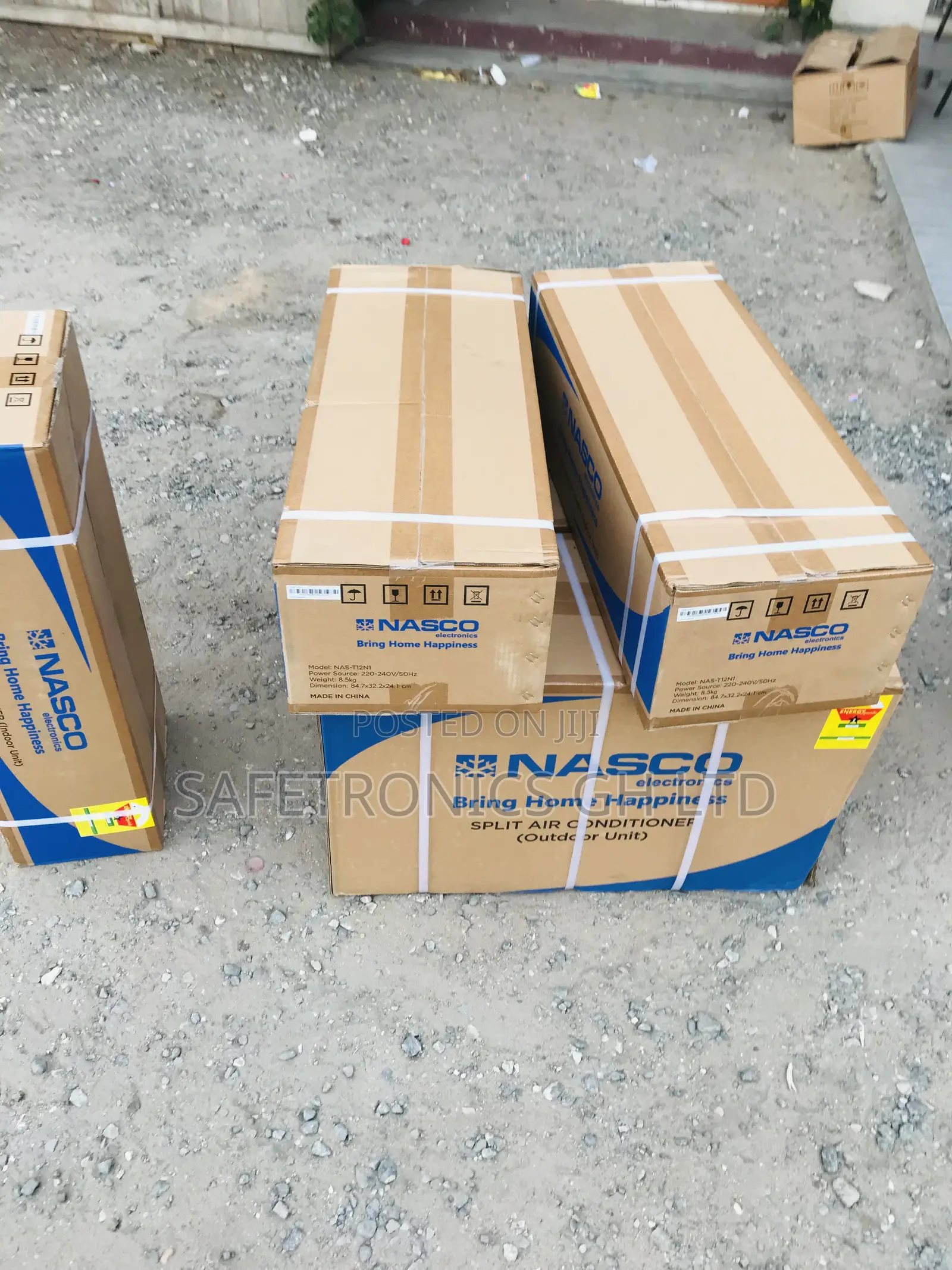 Shop Auto Turn on R410 1.5 Hp Split White Nasco Ac