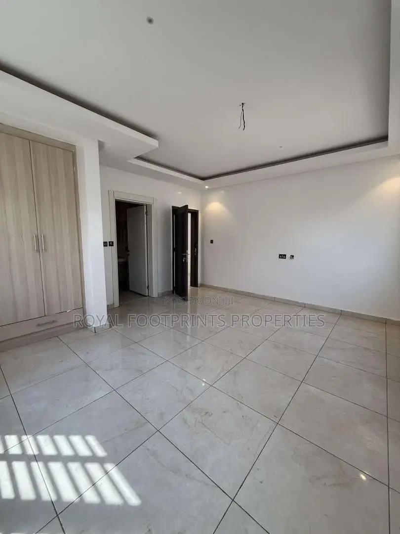 4bdrm House in Royal Footprints, East Legon for sale
