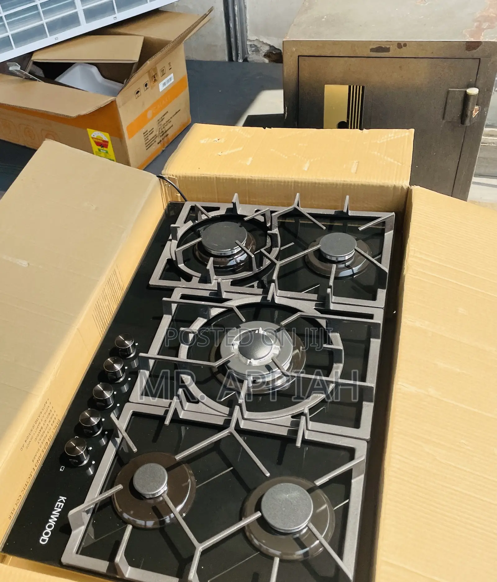 Quality Kenwood 60cn 5 Gas Burner With Gas Control Center.