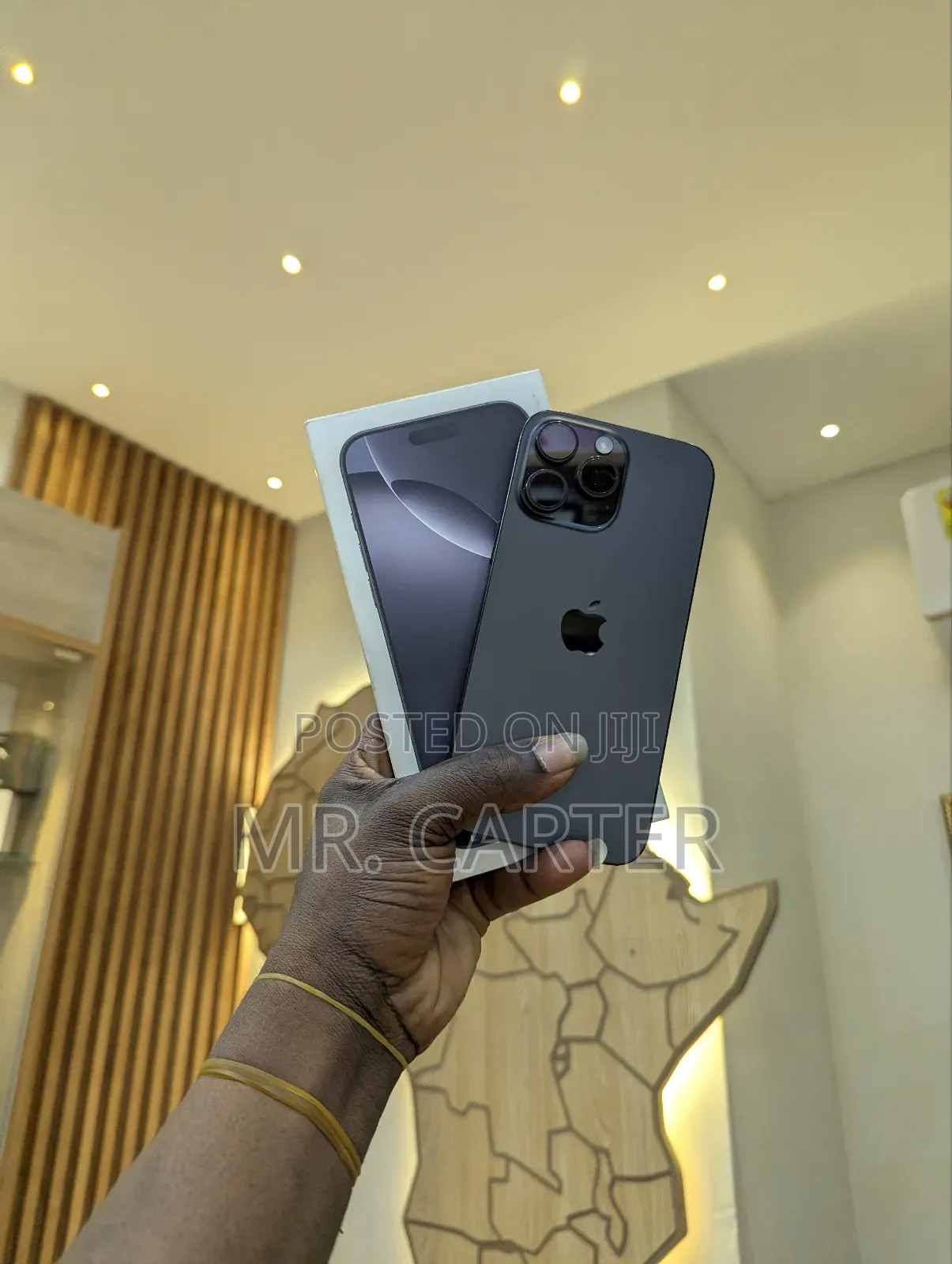 New Apple iPhone 16 Pro Max 1 TB Black