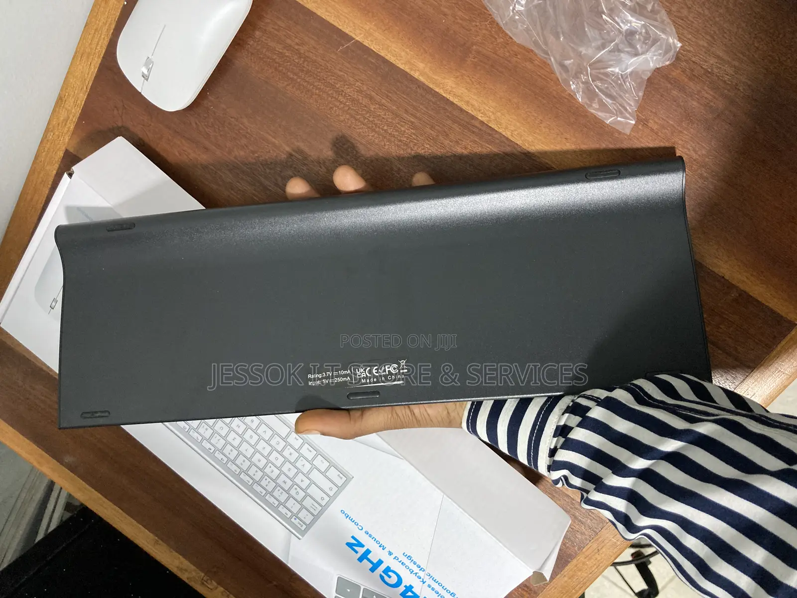 Rechargeable Wireless Keyboard and Mouse