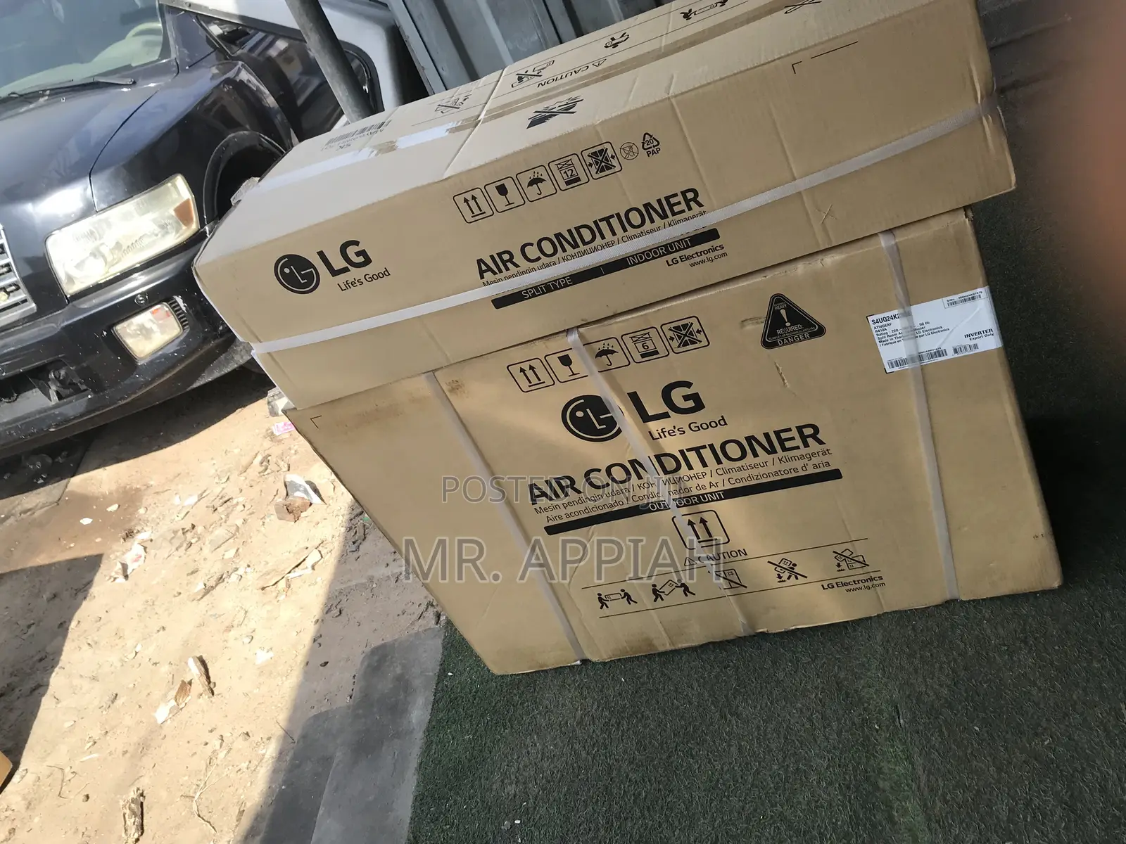 Climate Control LG 2.5hp Dual Inverter Air Conditioner.