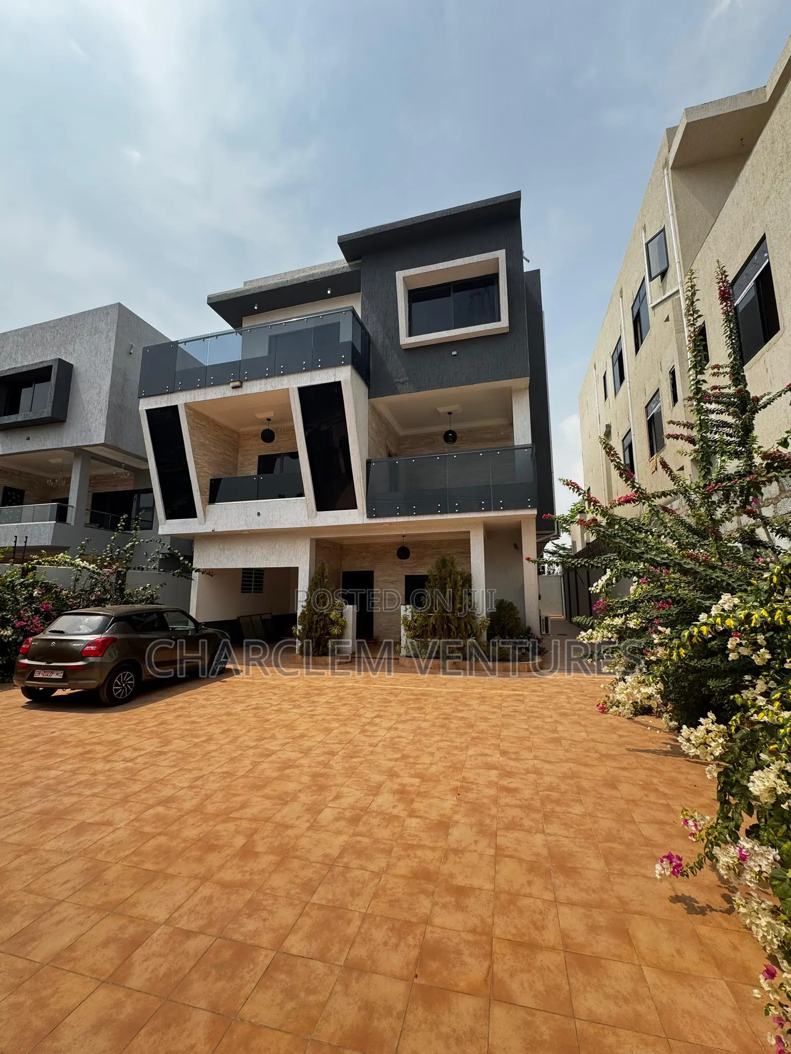 6bdrm House in Charclem Ventures, Accra Metropolitan for rent