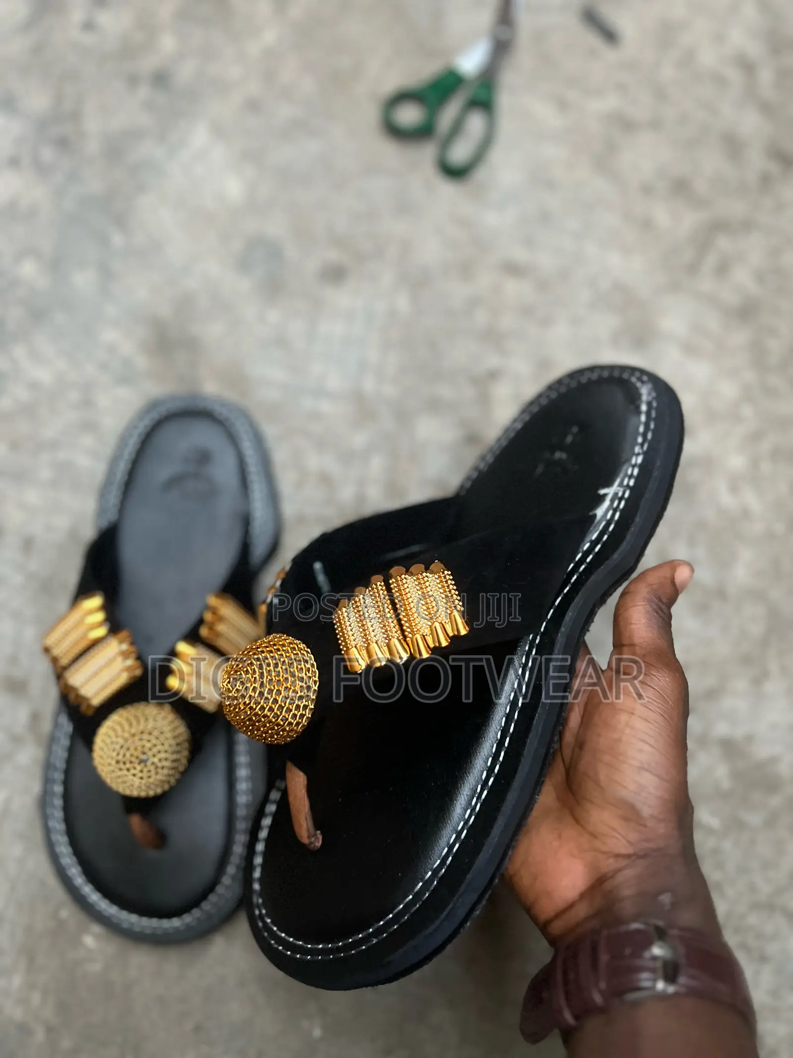 Black Suede Double Crown Ahenema/ Chawchaw