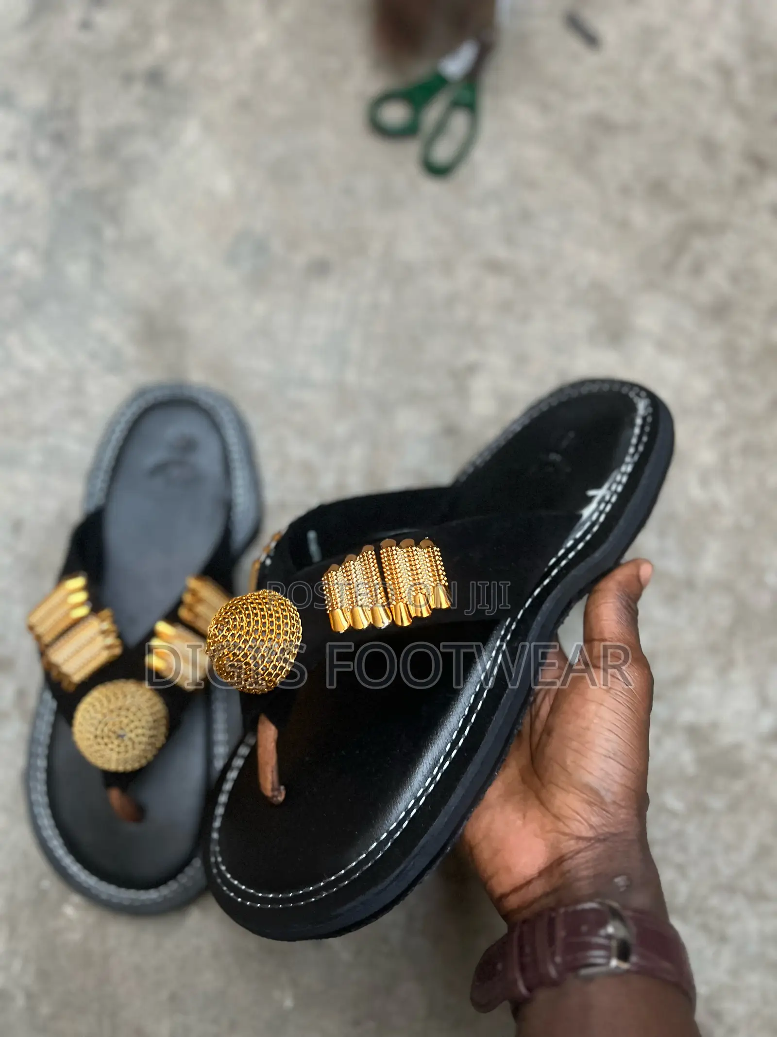 Black Suede Double Crown Ahenema/ Chawchaw