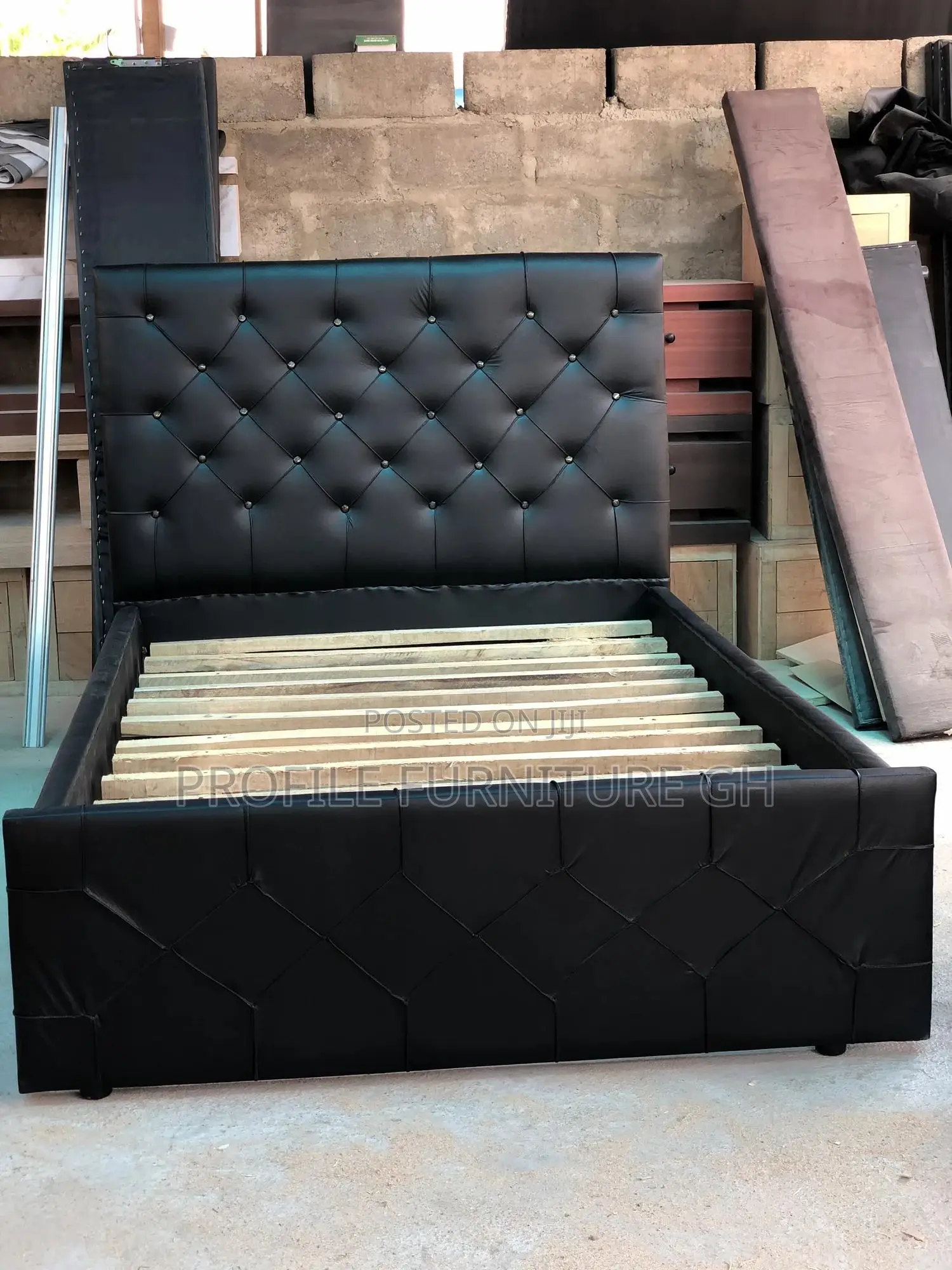 Sweet Dark Black Double 54/75 Bedframe// Double Frame