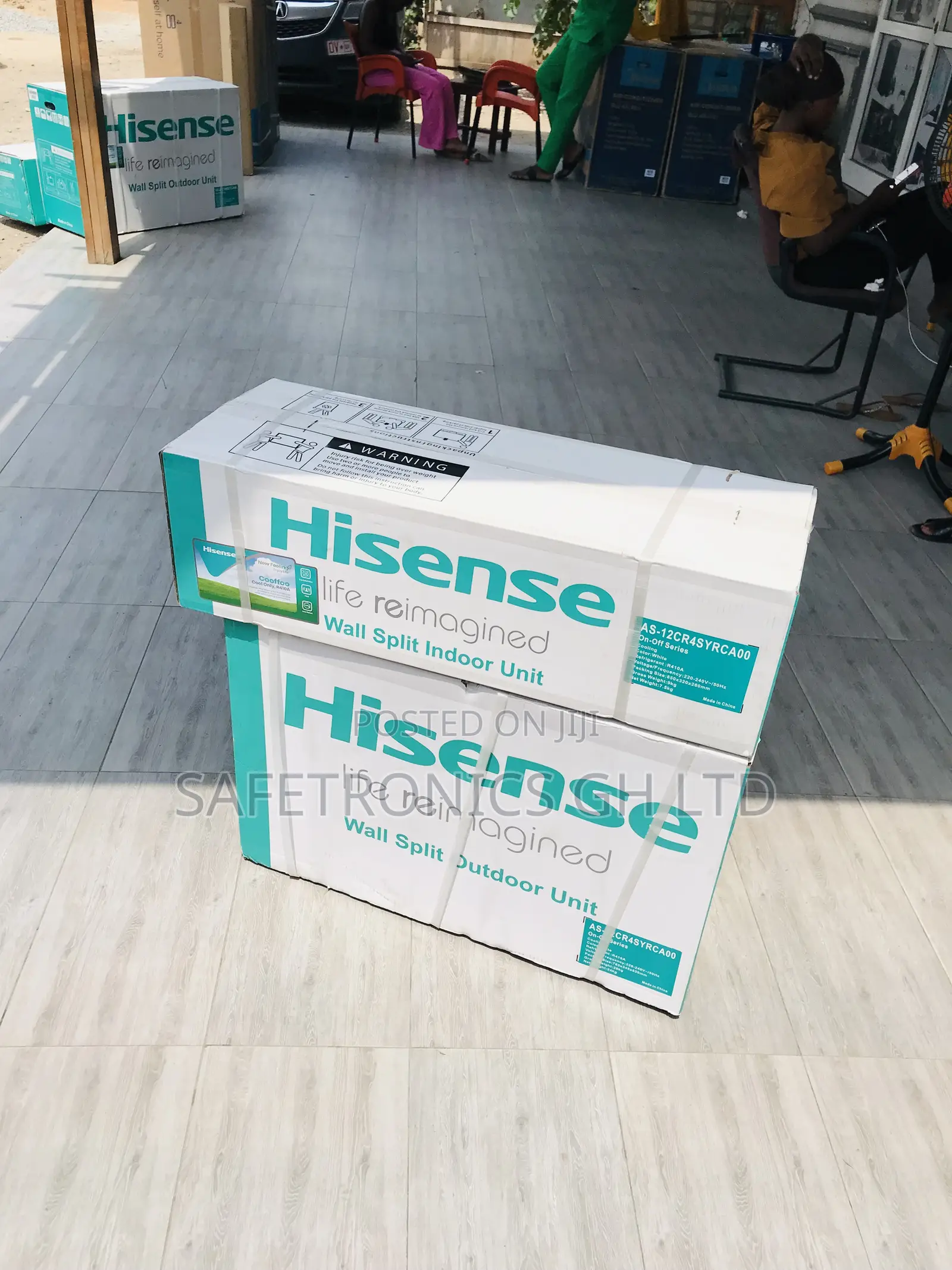 R410 Cool Auto Swing 2.5 Horse Power Hisense White AC
