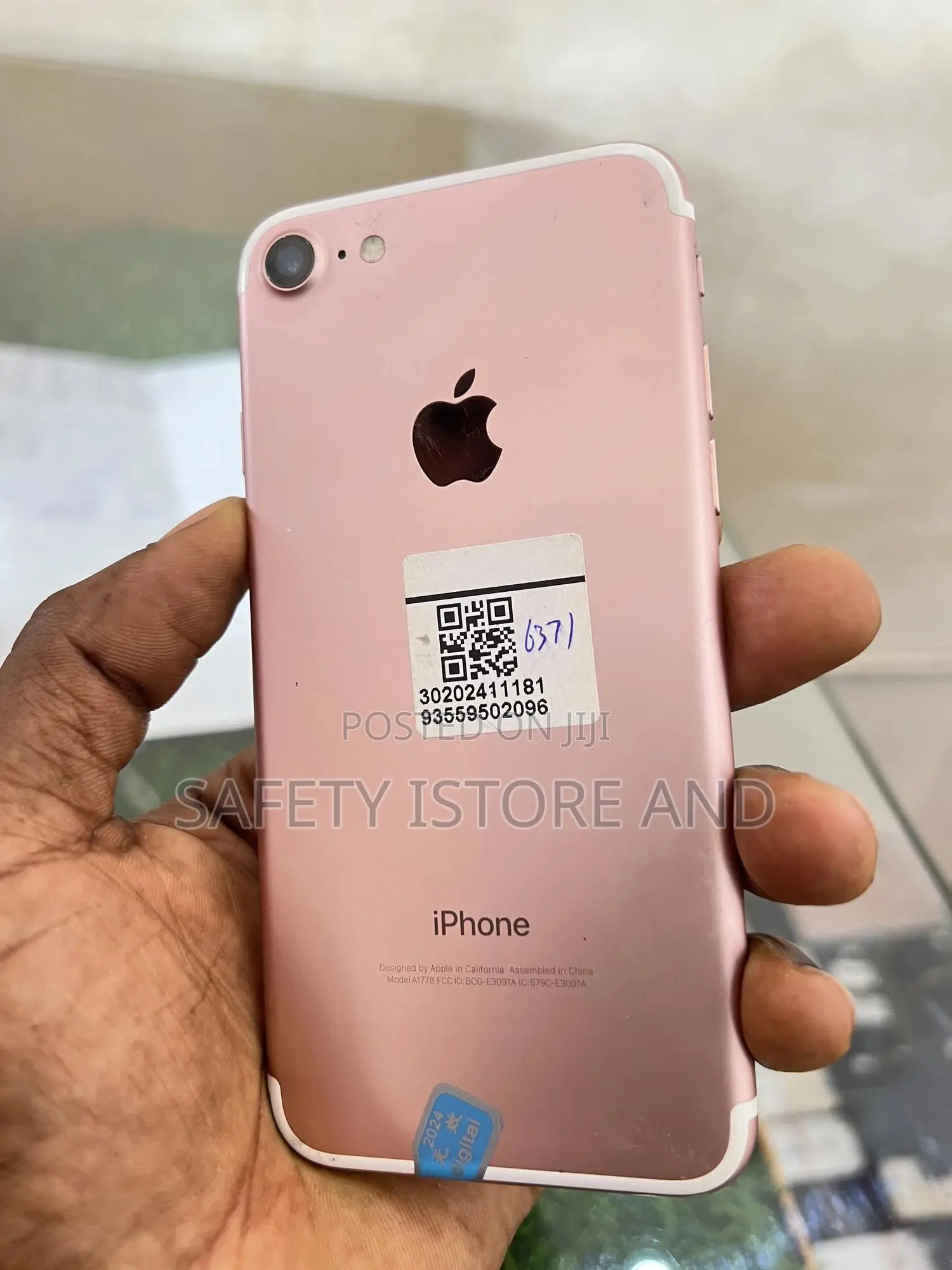New Apple iPhone 7 128 GB Pink
