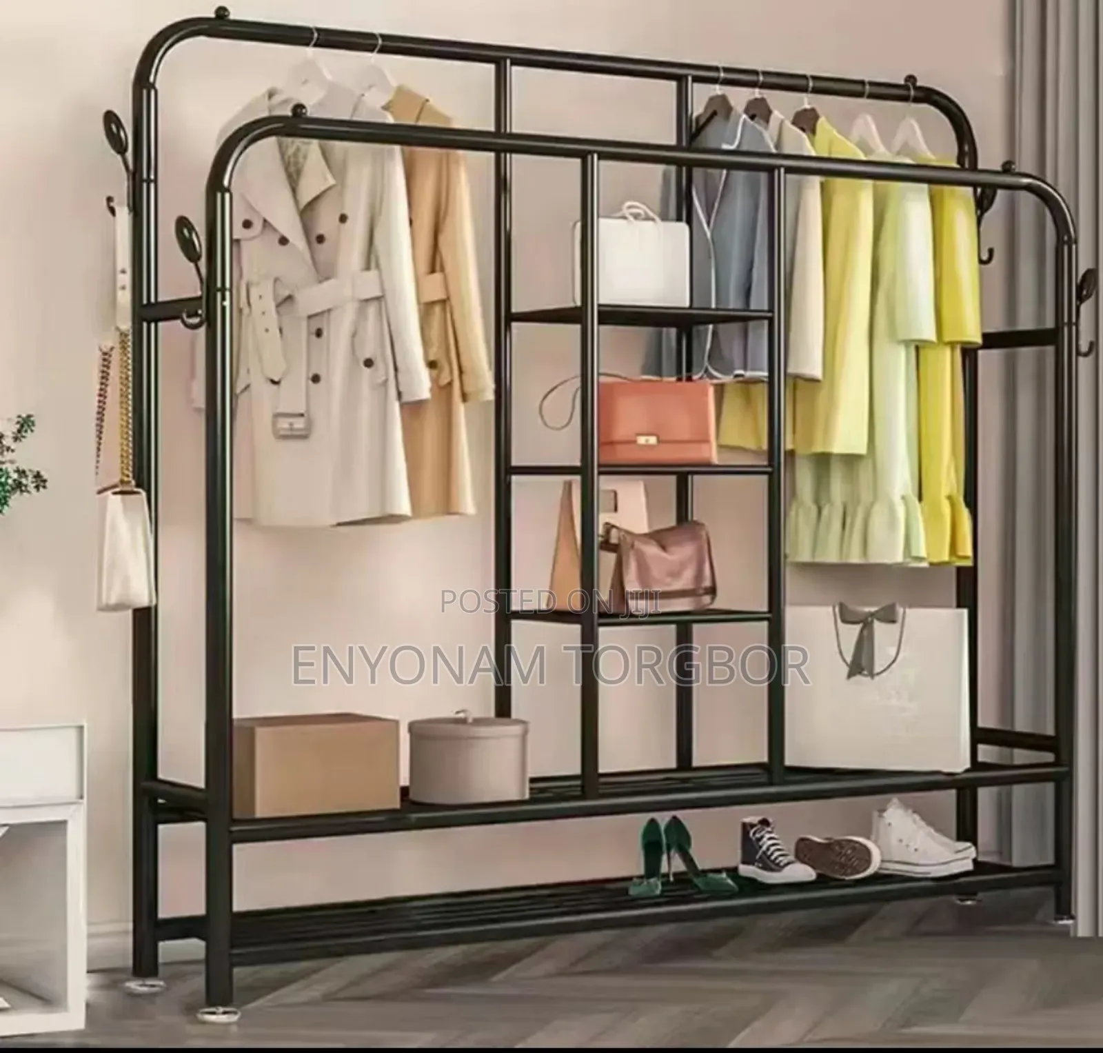 Double Cloth Hanger