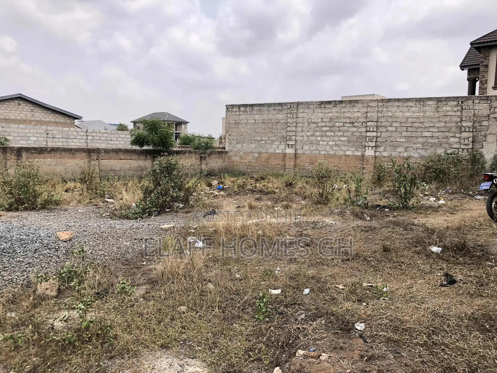 4bdrm Duplex in Elaffhomesgh, East Legon for sale