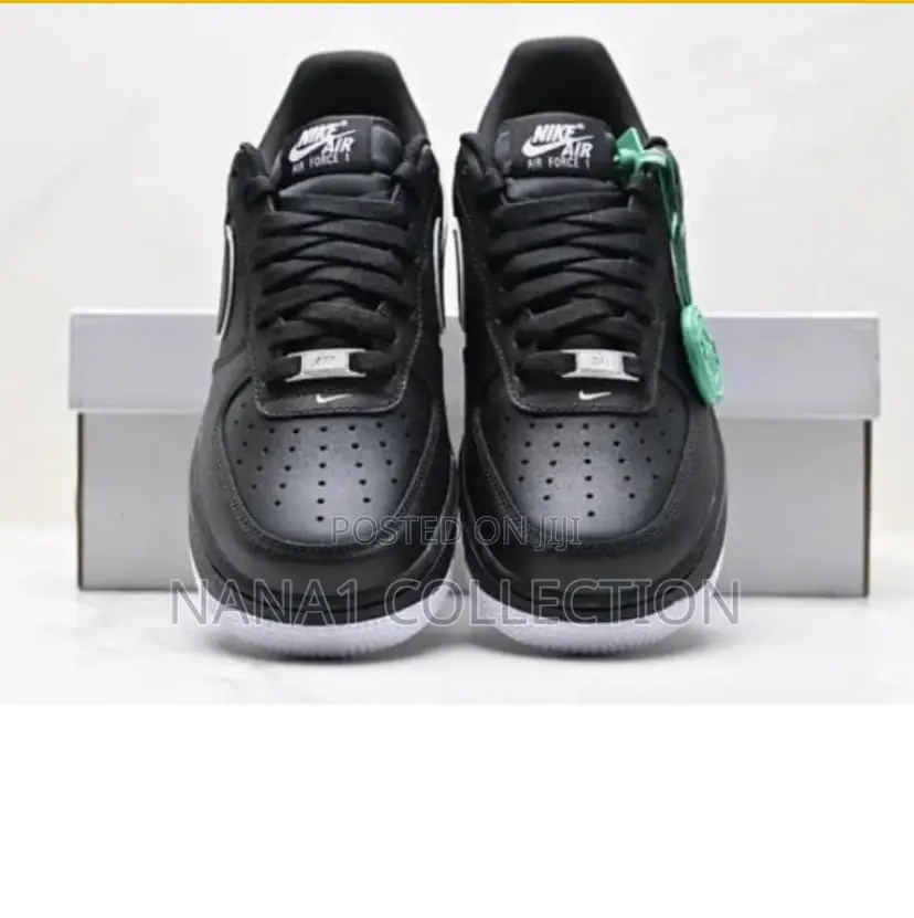 New Nike Air Force Black and White