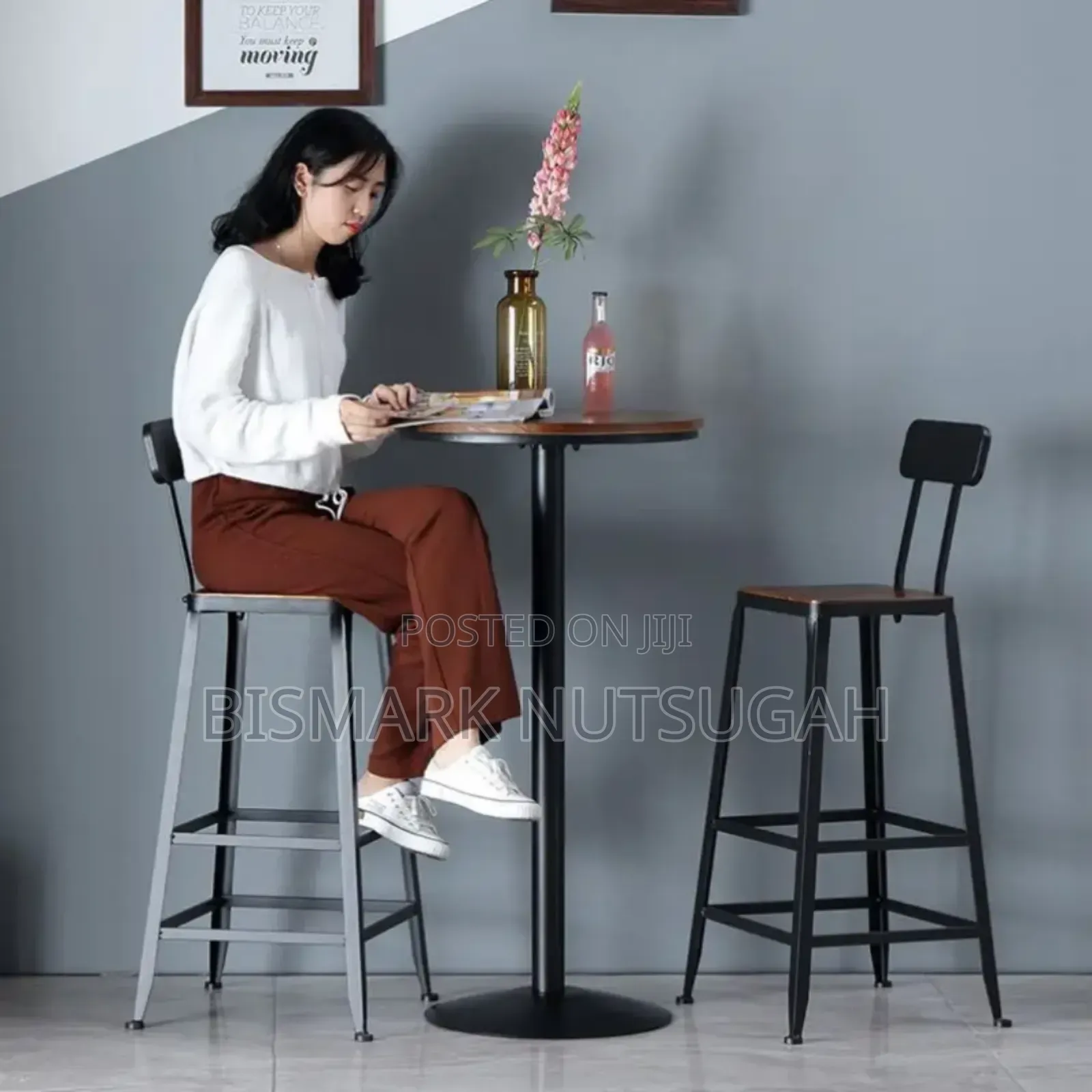 Bar Pub Round Table for Sale
