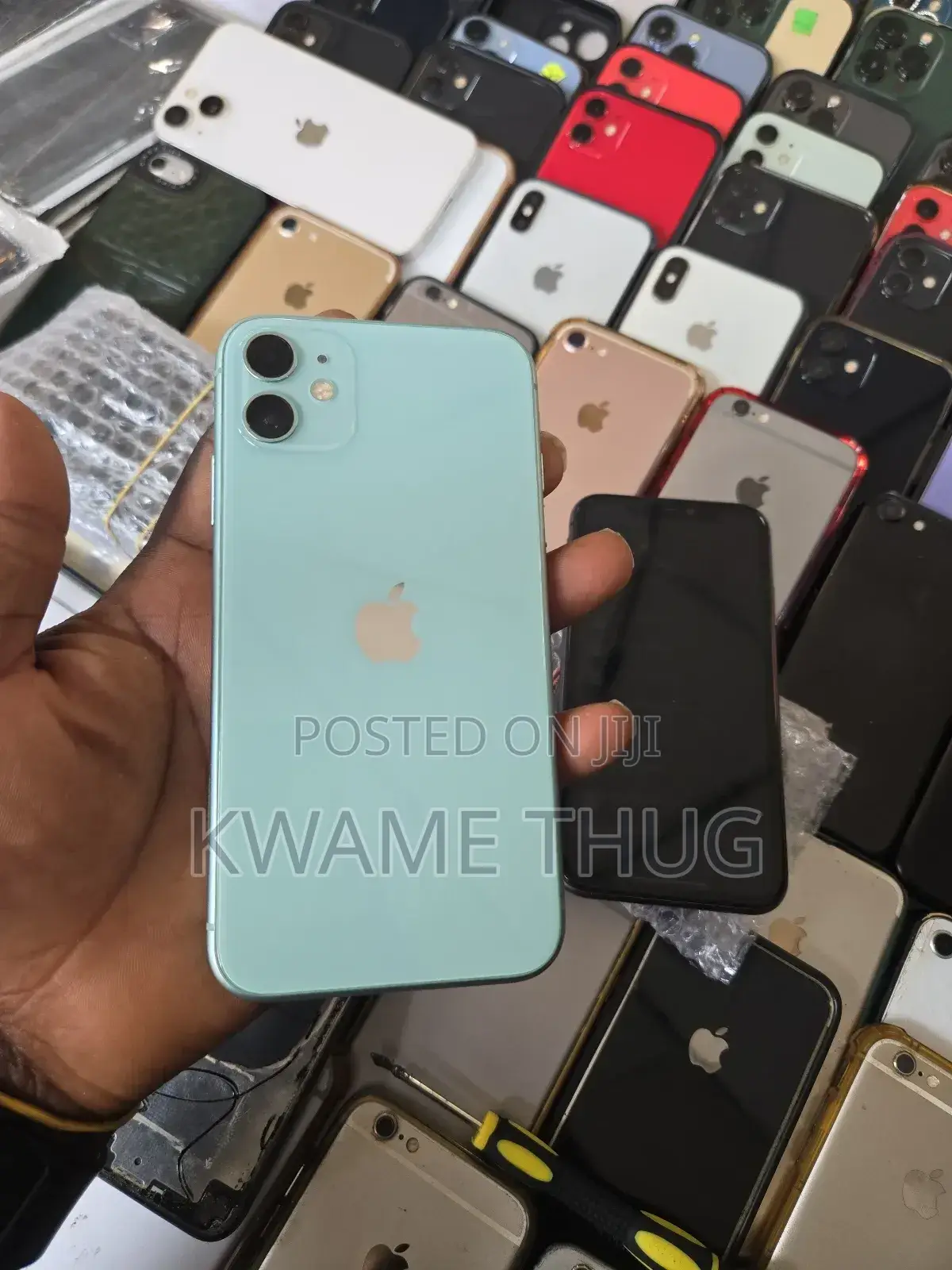 New Apple iPhone 11 64 GB Blue