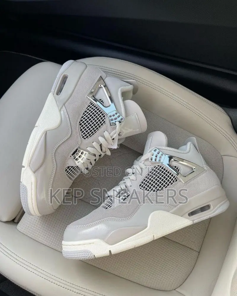 Air Jordan 4 “Frozen Moments”