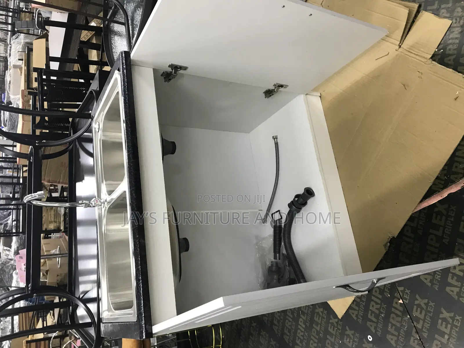 Kitchen Cabinet With Sink