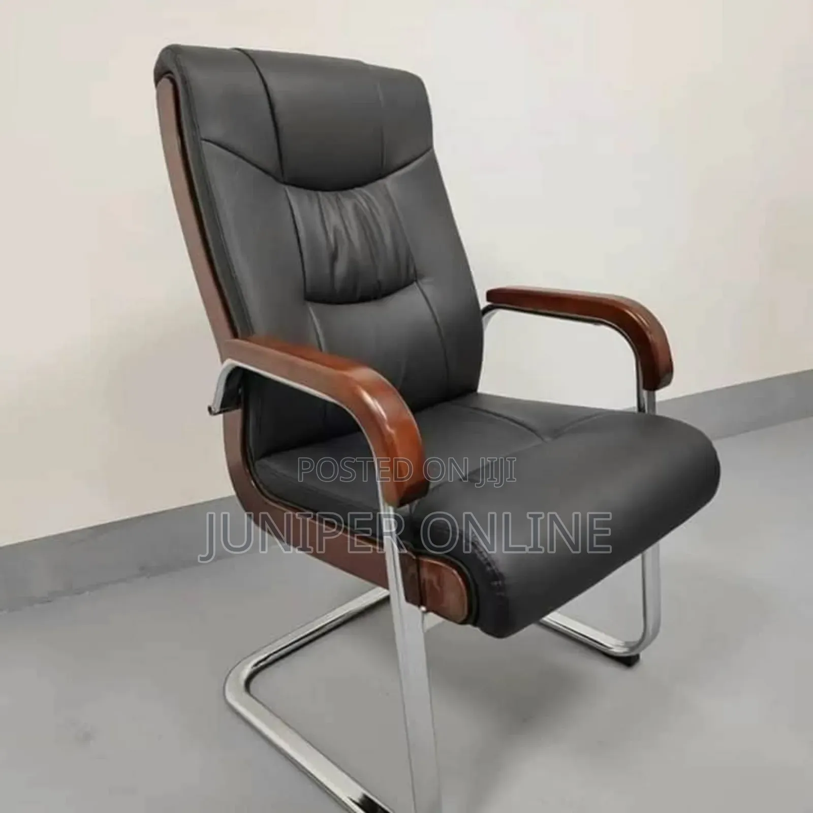Waiting Chair Pretty Bonus Kreen