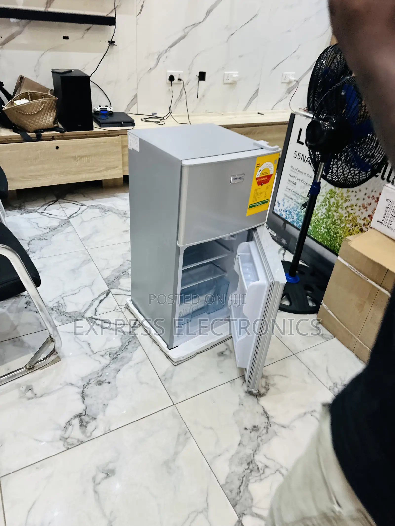 Perfect Sleek Fridge Nasco Nasf2-11 Double Door