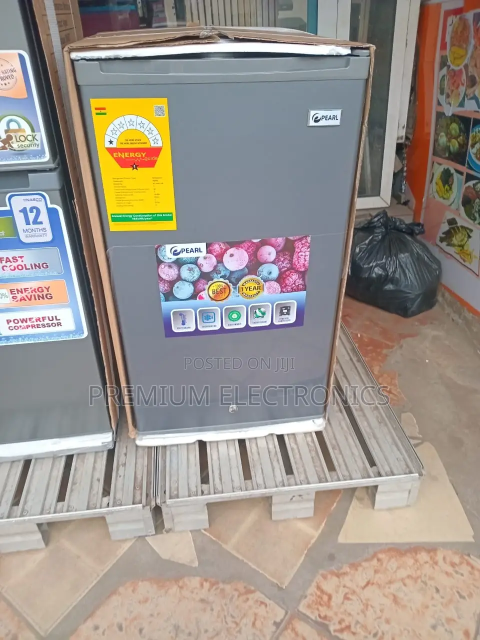 Fast Chilling 92ltrs Pearl Energy Saving Table Top Fridge