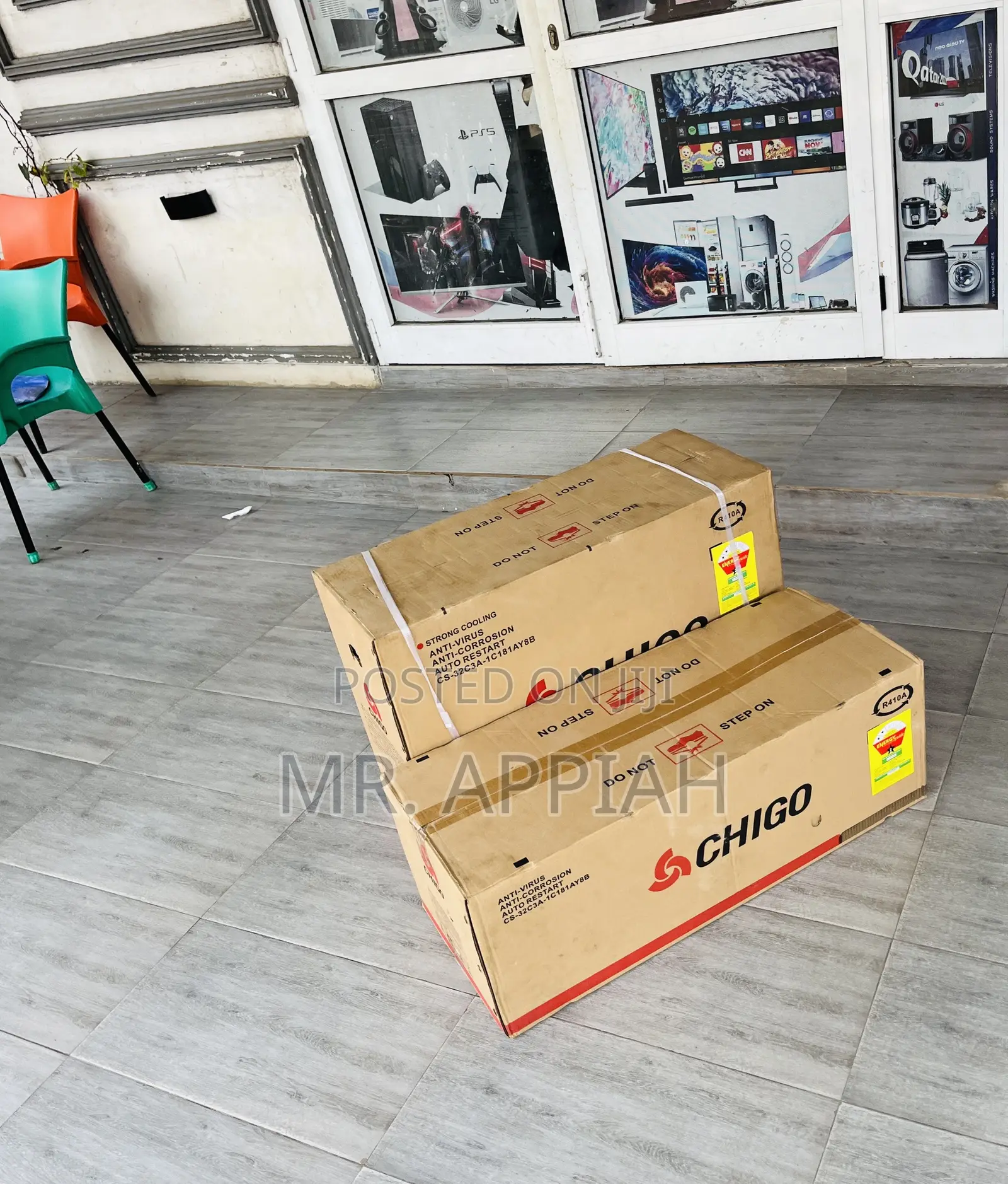 Chigo 2.5hp Split Type Non Inverter Air Conditioner.