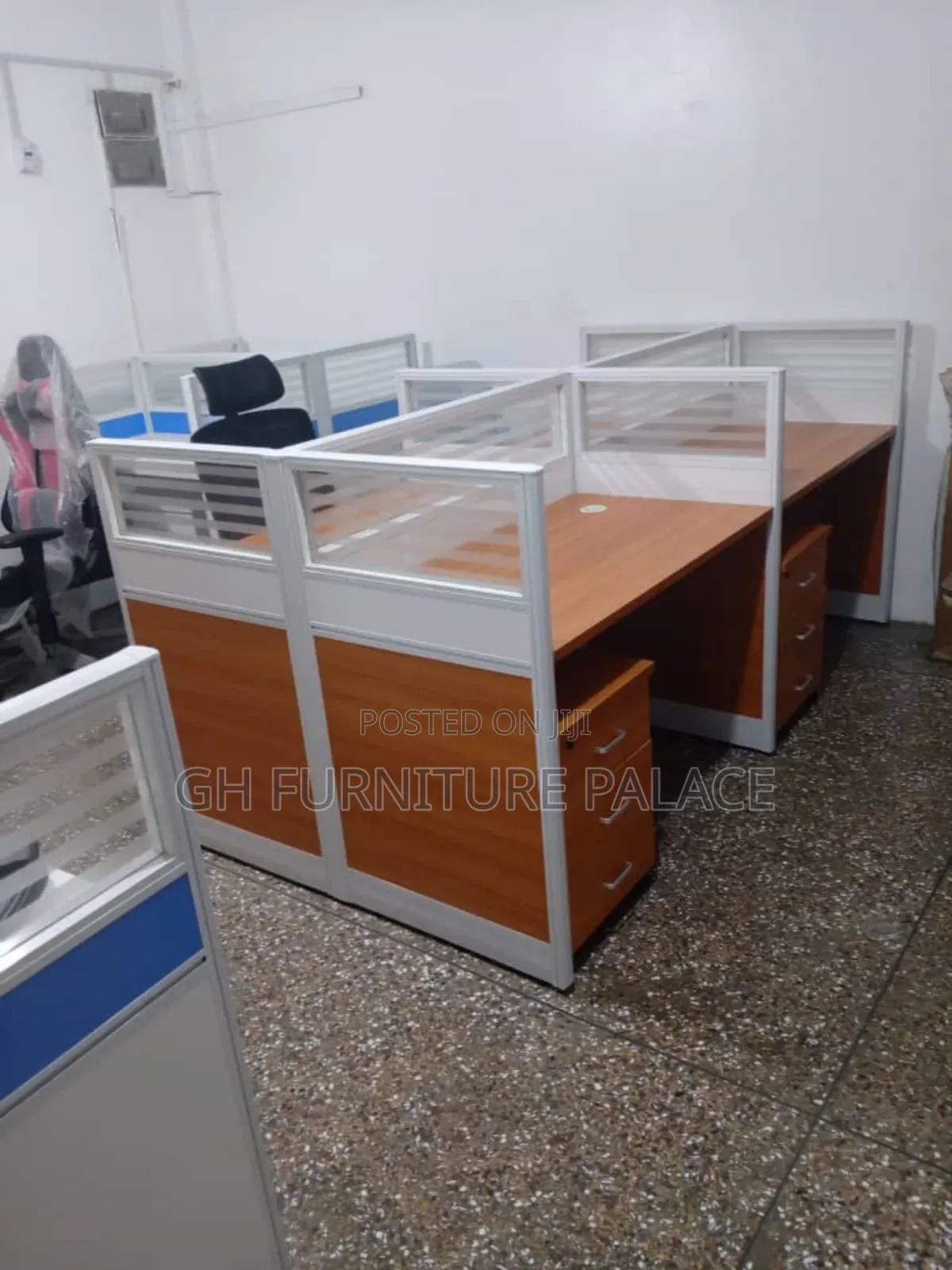 Quality Four in One Workstation