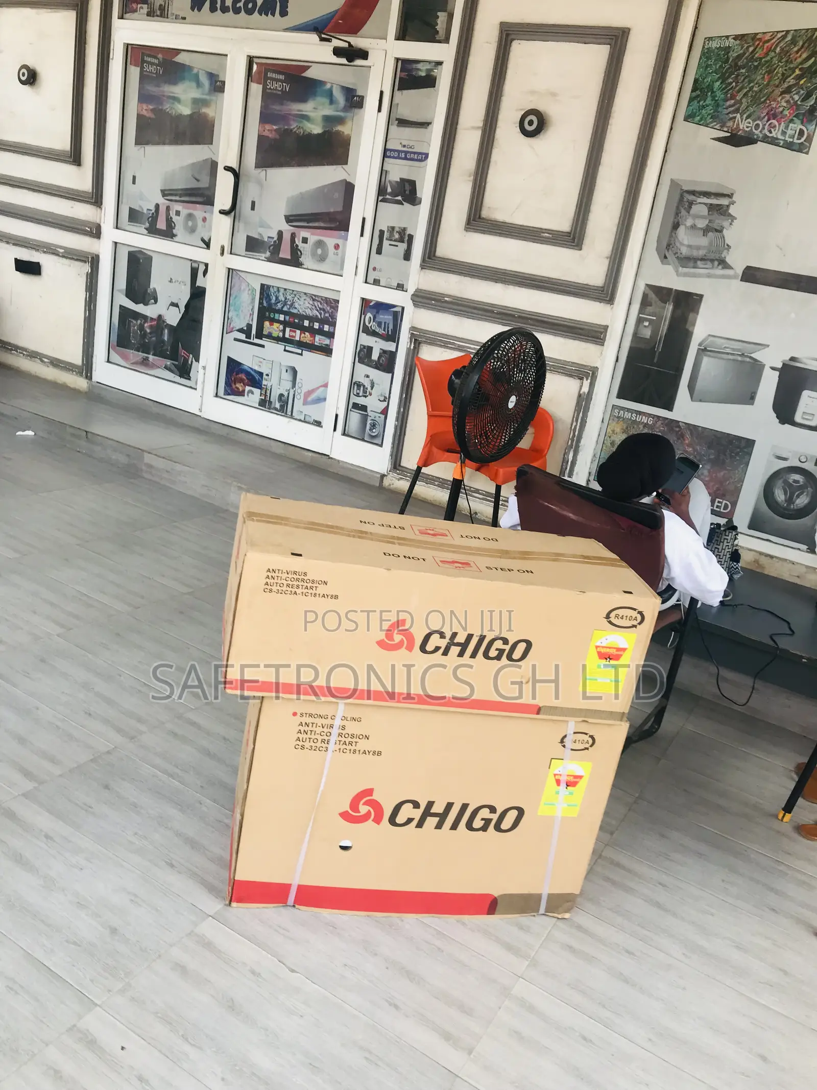 Shop Chigo 1.5 HP Split R410 White Coolwave AC