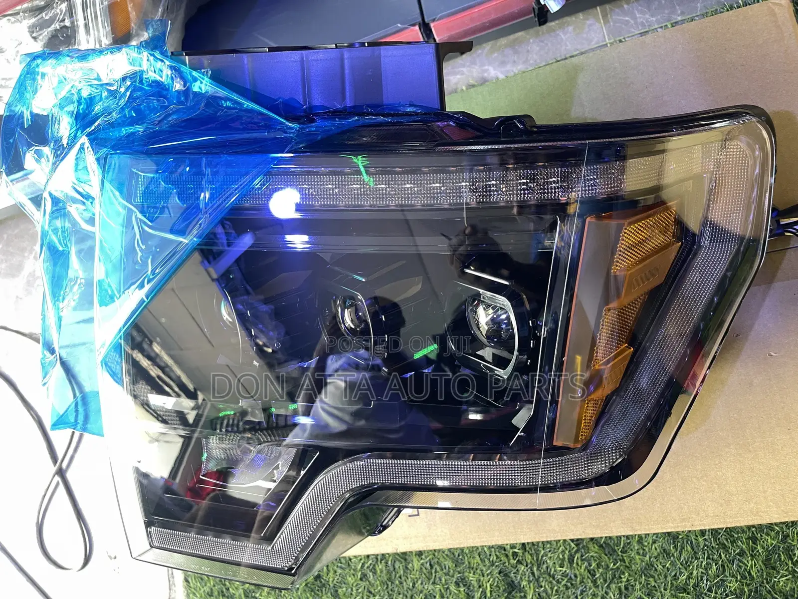 Ford F150 2009-2014 Spec Headlights