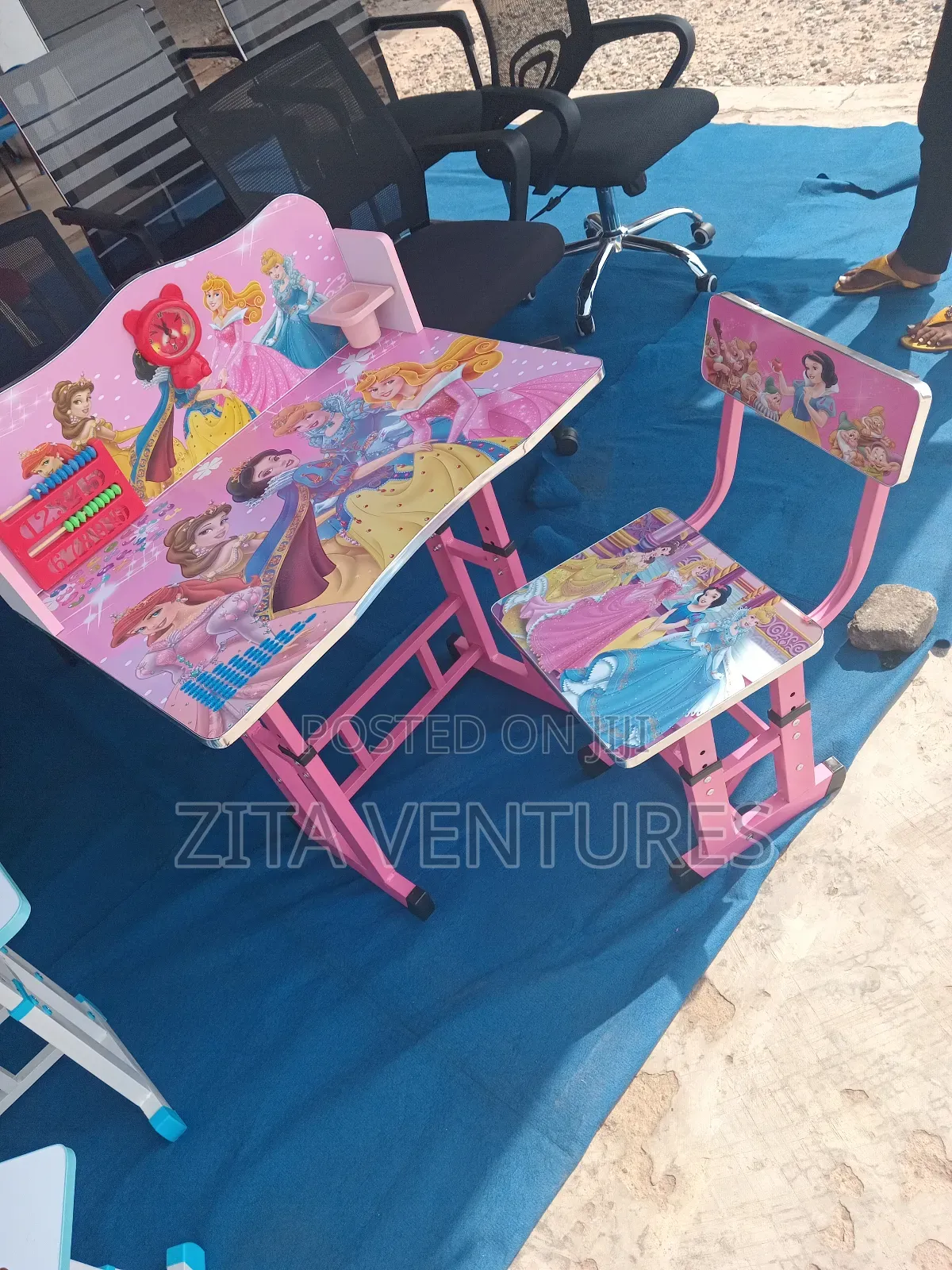 Standard Sch. Desk for Kids