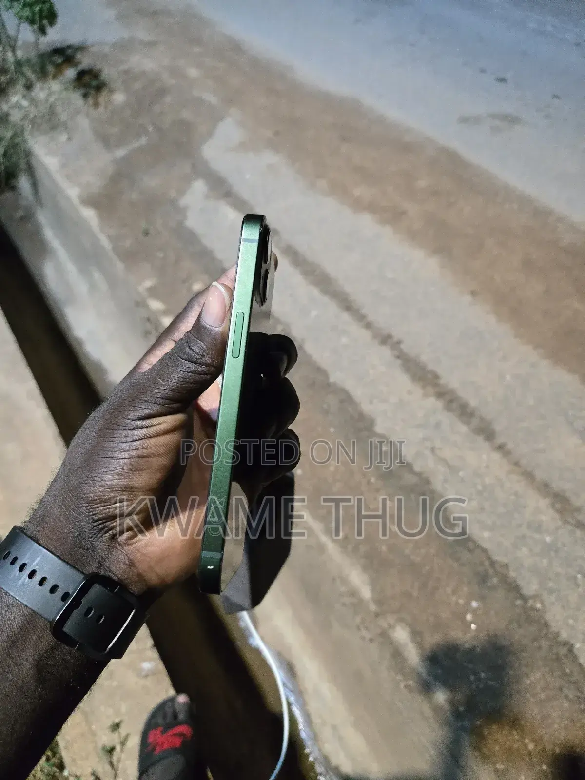 New Apple iPhone 13 128 GB Green