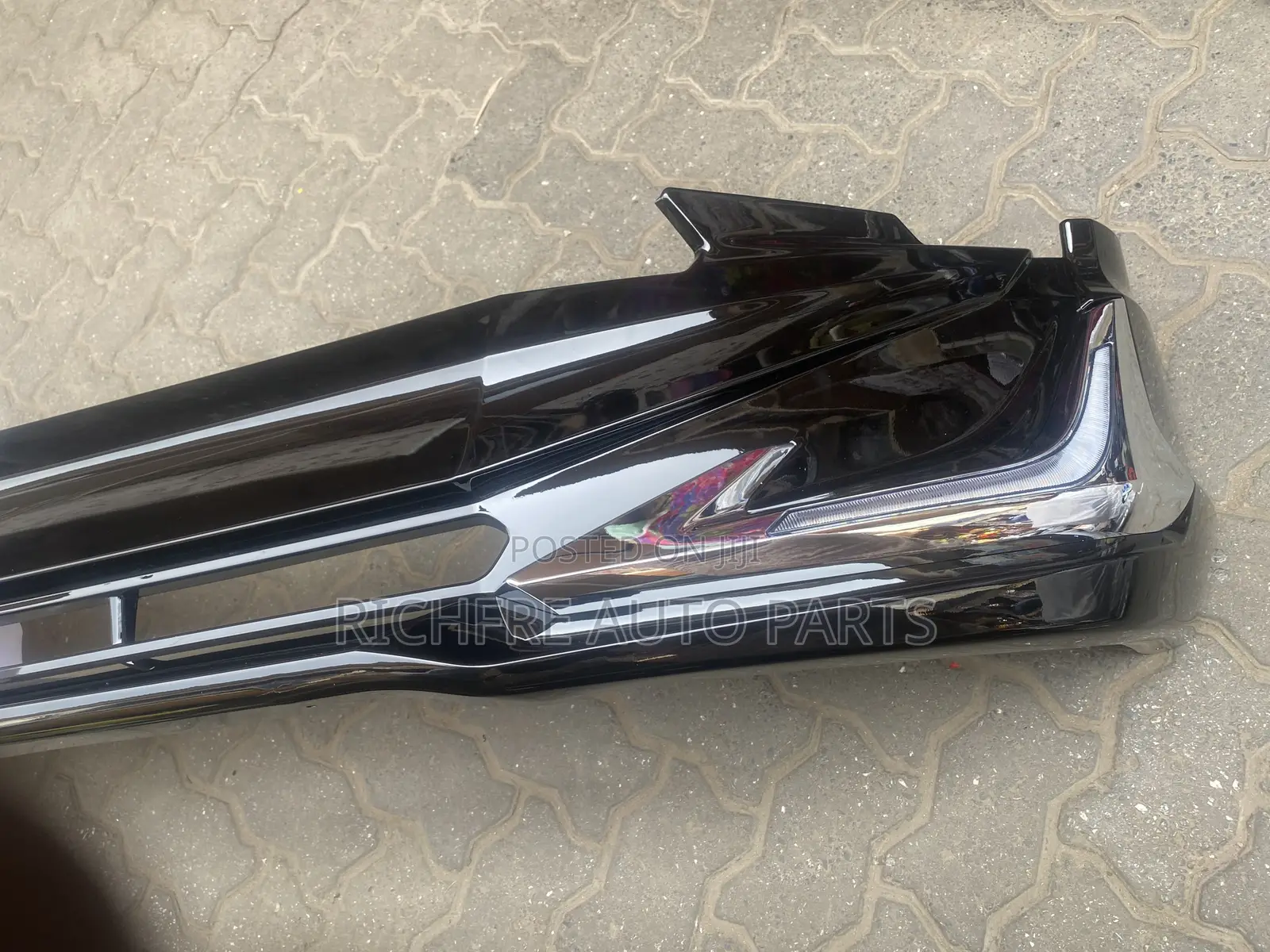 Toyota Land Cruiser Prado Spoiler LED 2018,2019, 2020, 2021