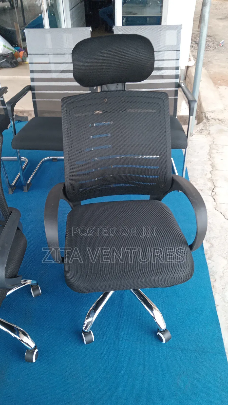 Non-Staff Office Chair With Headrest