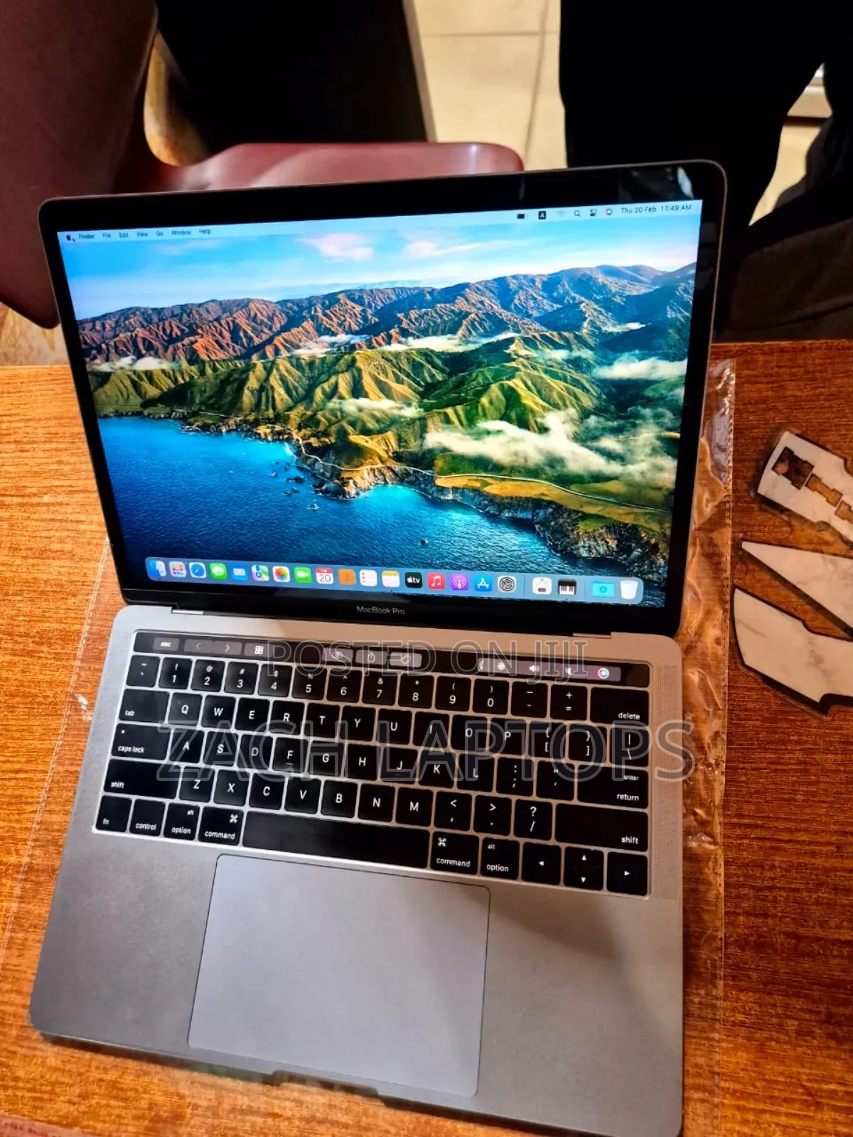 Laptop Apple MacBook Pro 2017 16GB Intel Core i7 SSD 512GB