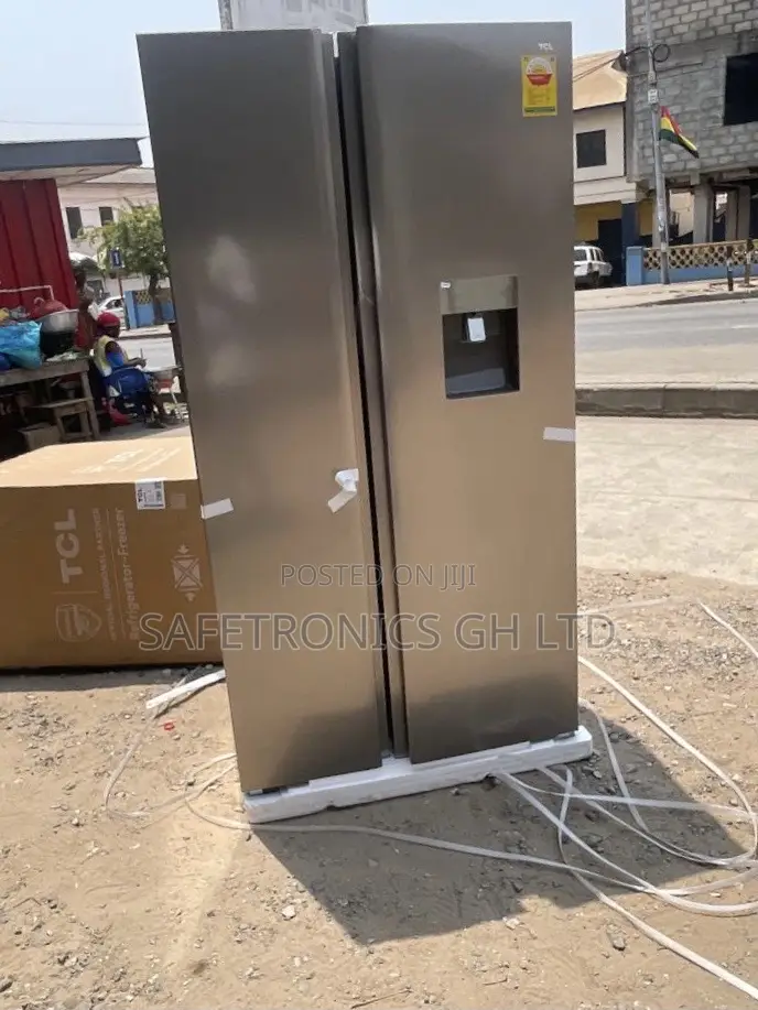 Massive Sidebyside TCL Gray Doubledoor Frostflow Fridge