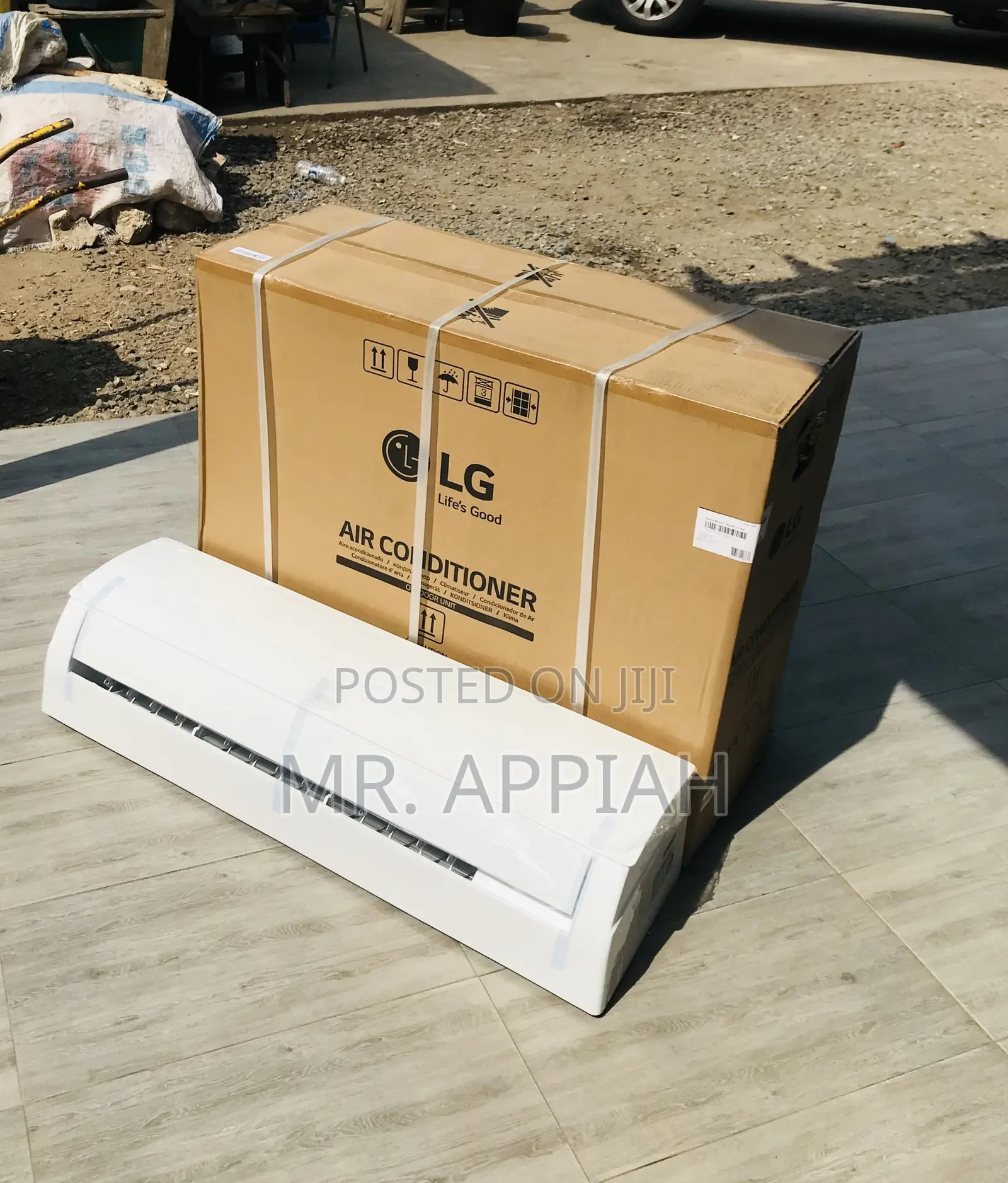 Classic LG 2.0hp Winner Dual Inverter Air Conditioner.