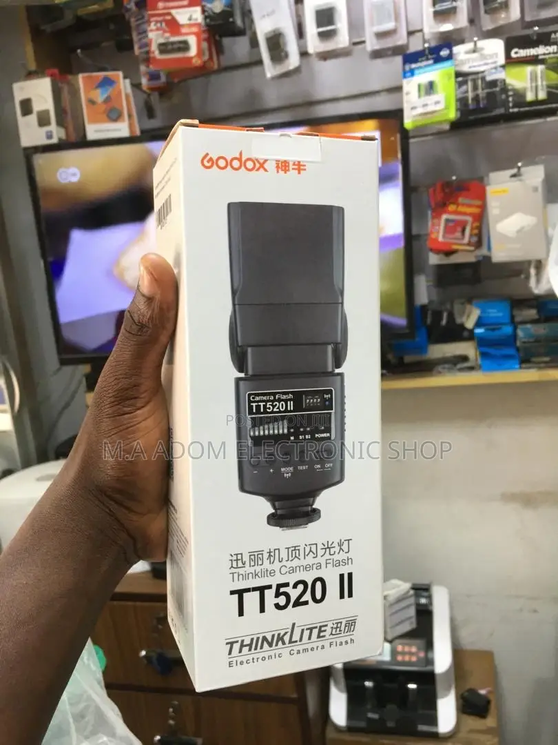 Godox TT520 II: Affordable Power for Stunning Photos