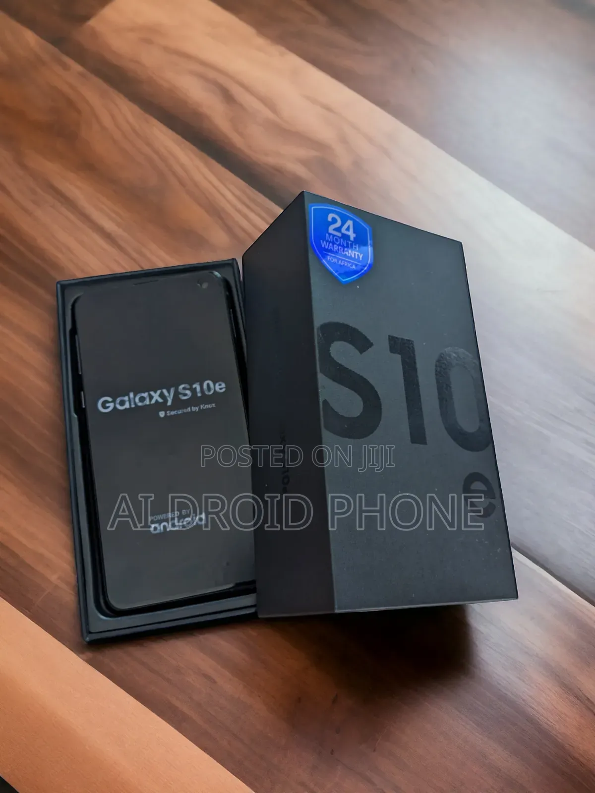New Samsung Galaxy S10e 128 GB Gold