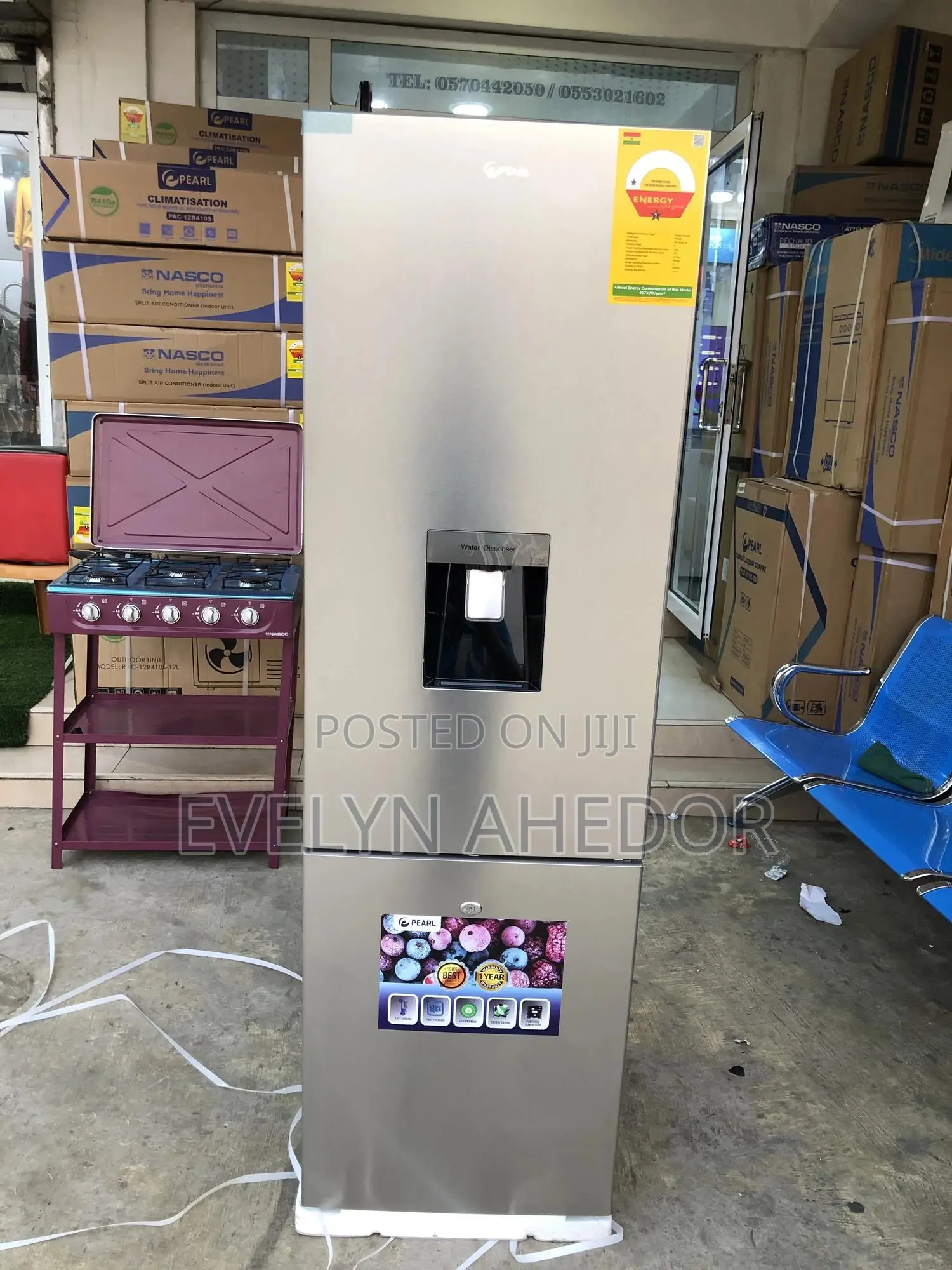 Quality 261litres Pearl Bottom Freezer With Water Dispenser