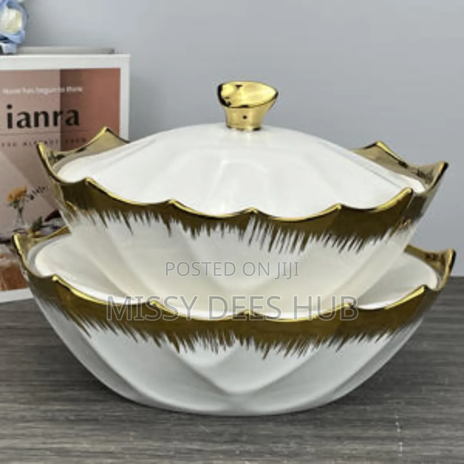 2pcs Gold+White Ceramic Serving in The
