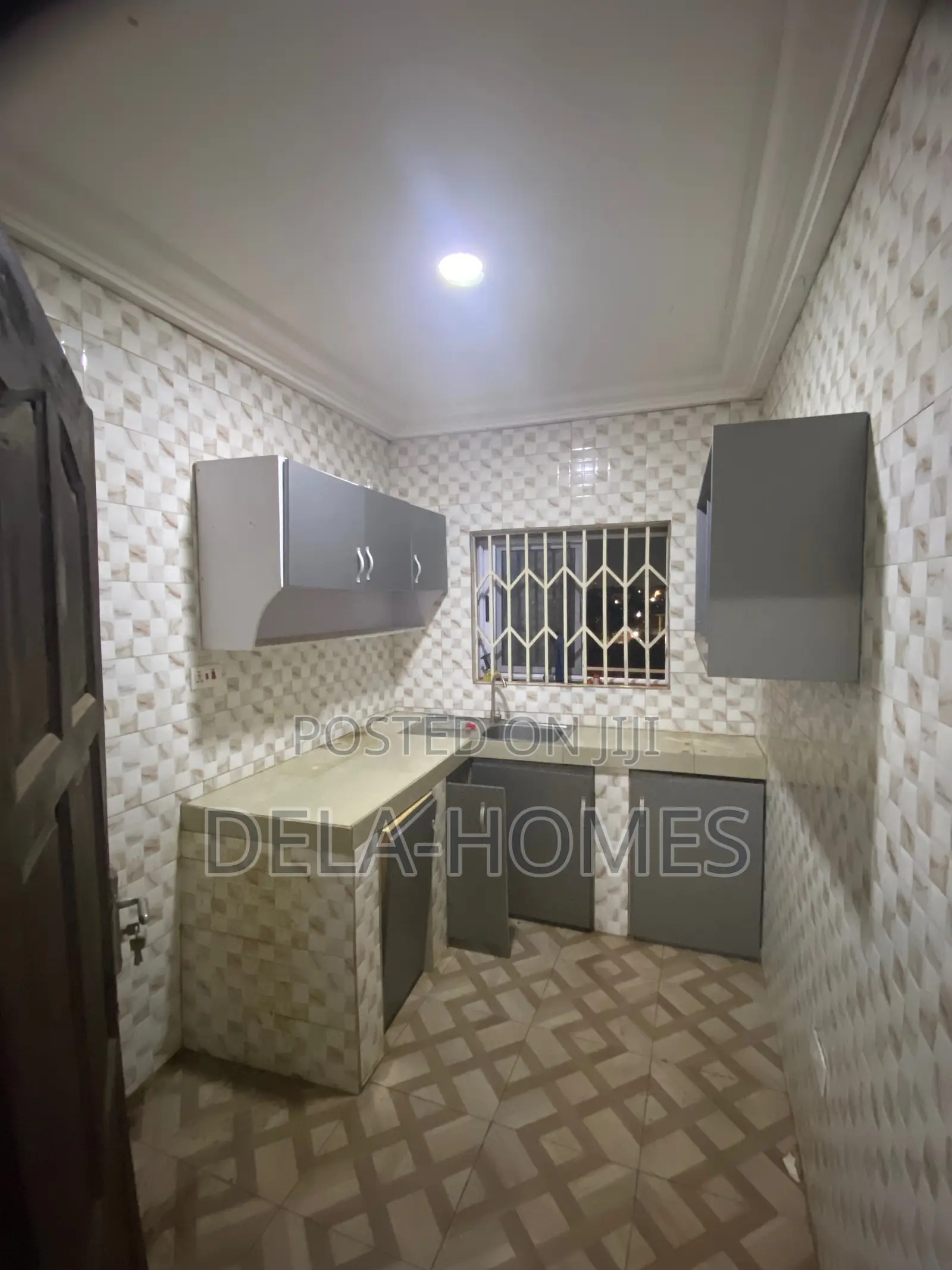 Chamber N Hall Sc for Rent at Adenta.