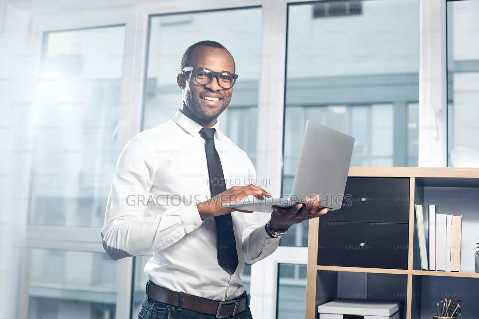 Master Digital Skills With Web, App Graphics Classes!