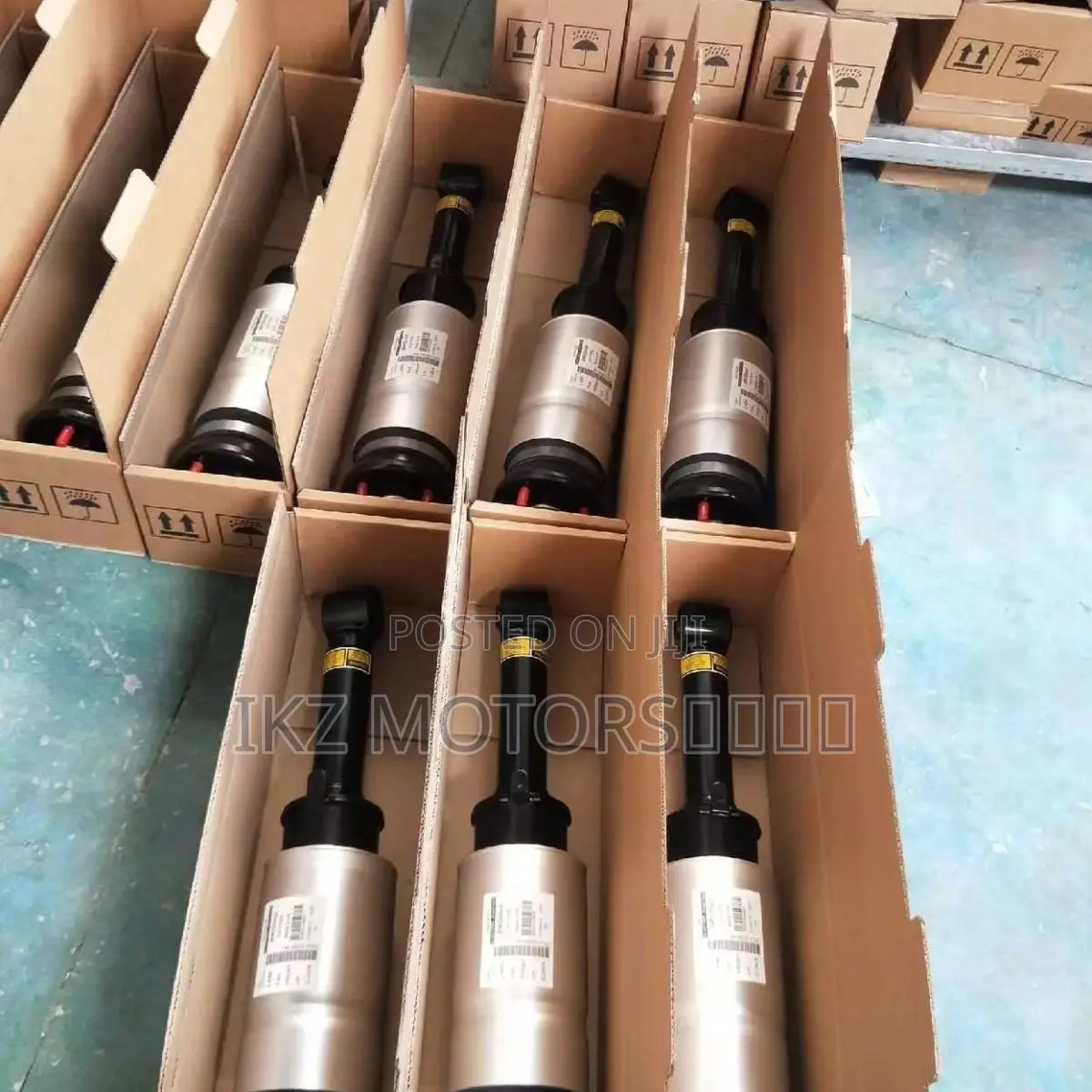 Range Rover Sports/Lr3/Lr4 Discovery Front Shocks