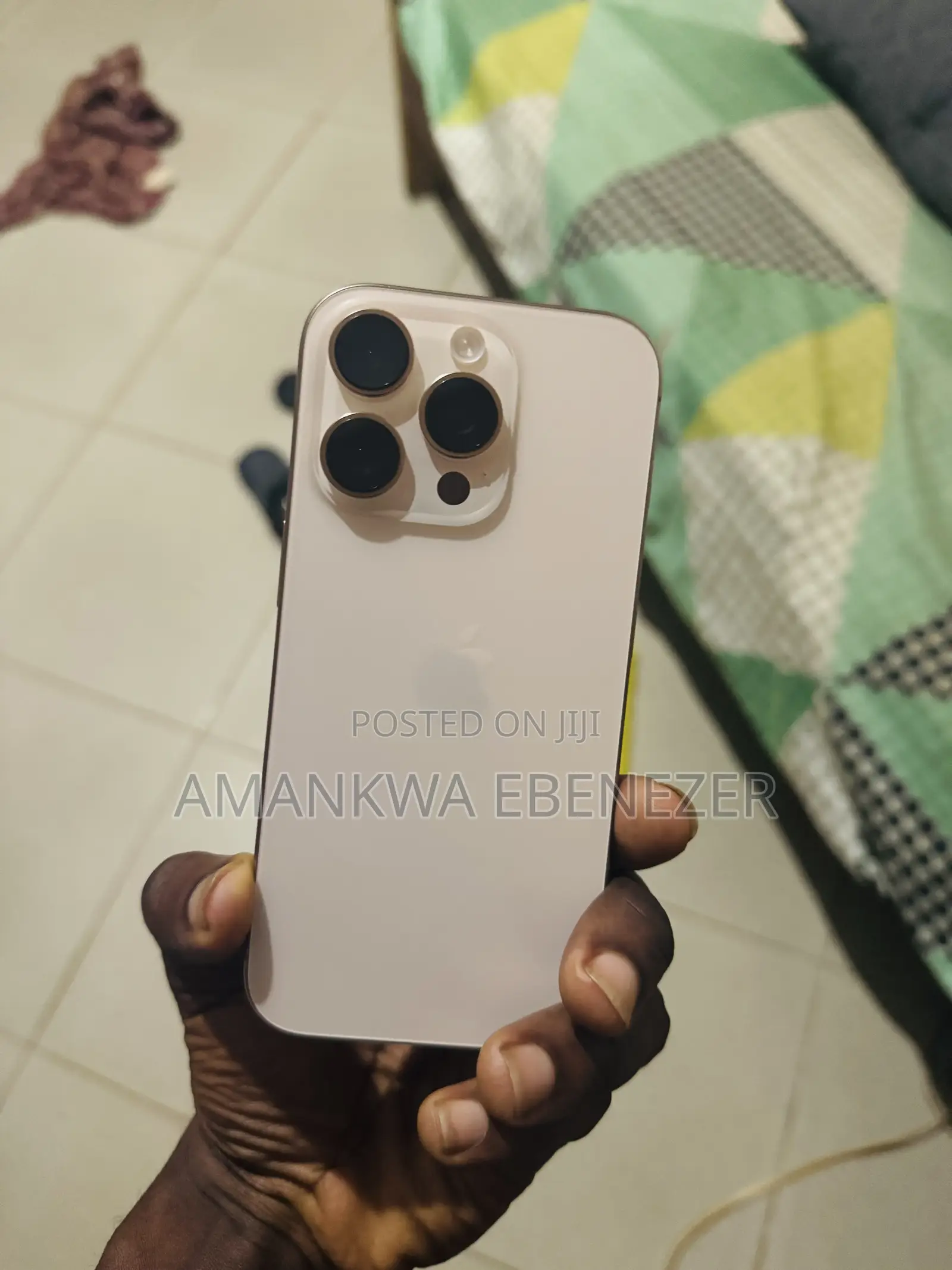 New Apple iPhone 16 Pro 128 GB Gold
