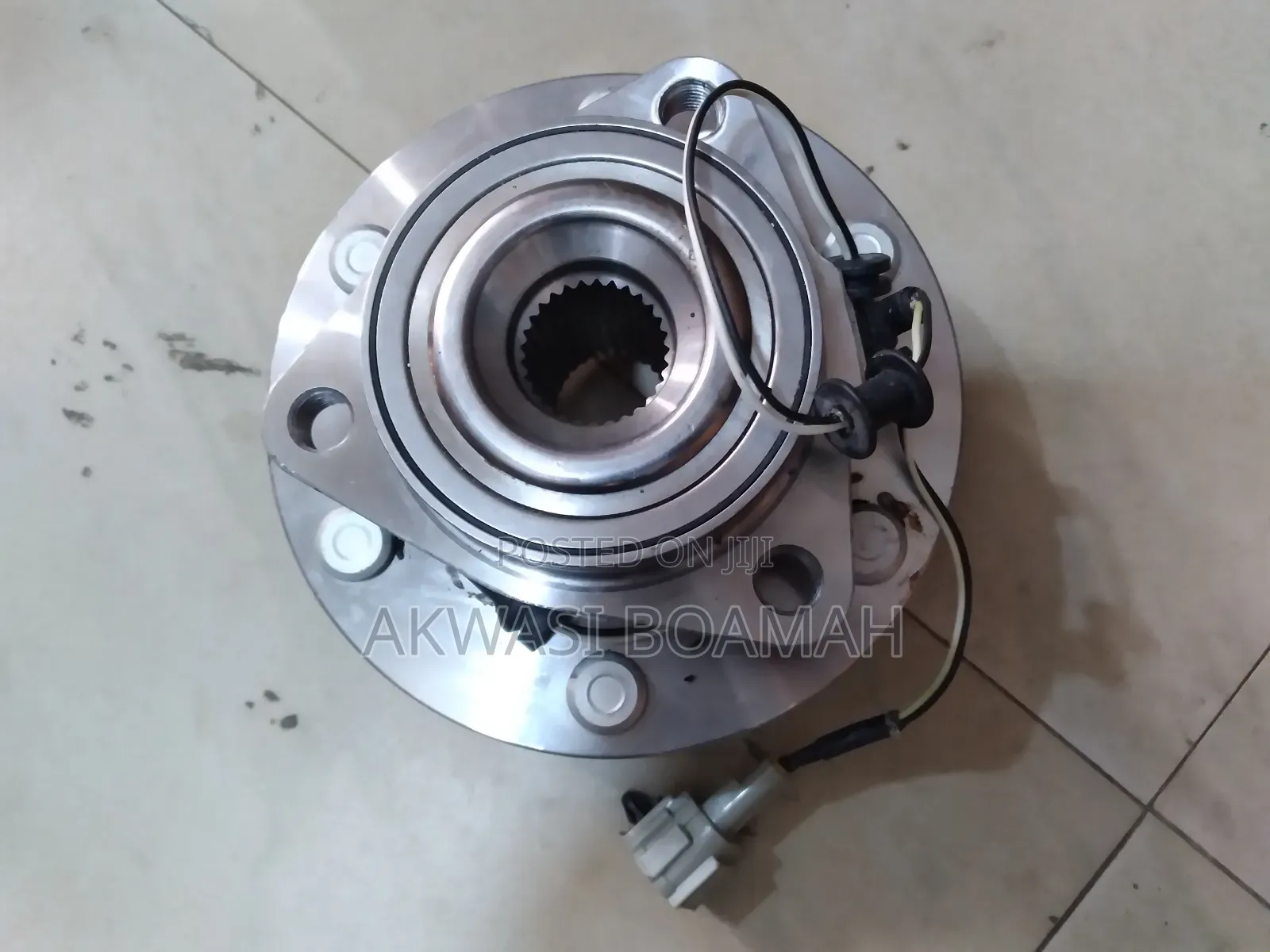 Nissan Amada Front Wheel Hub 1pc