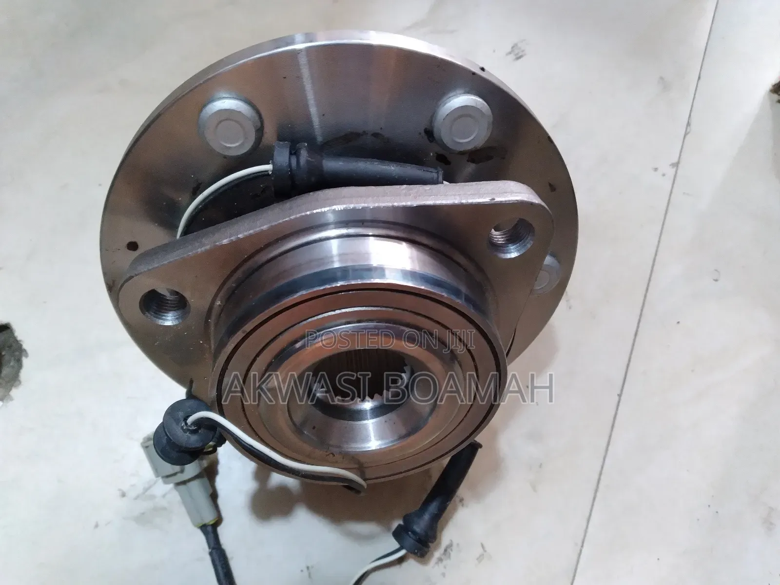 Nissan Amada Front Wheel Hub 1pc