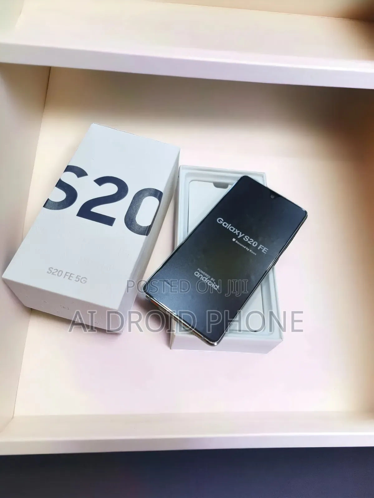 New Samsung Galaxy S20 FE 128 GB White