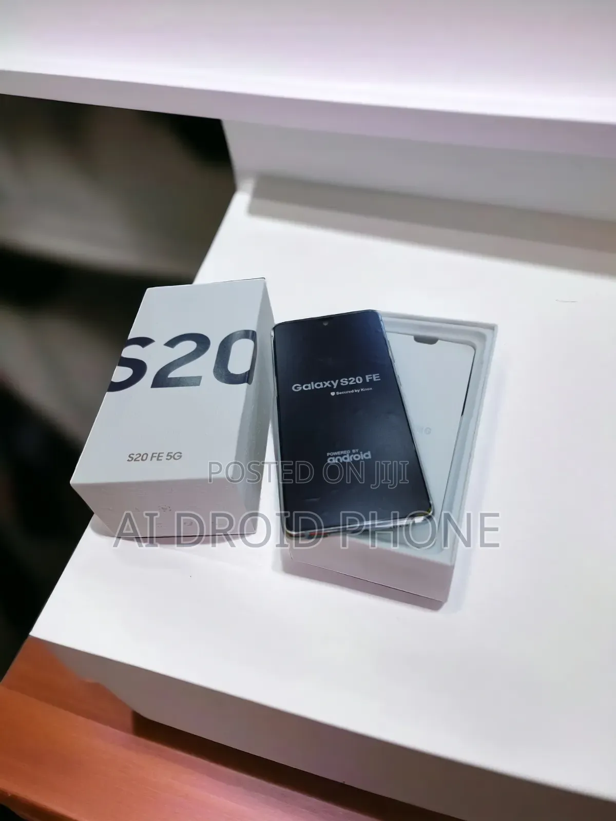 New Samsung Galaxy S20 FE 128 GB Gray