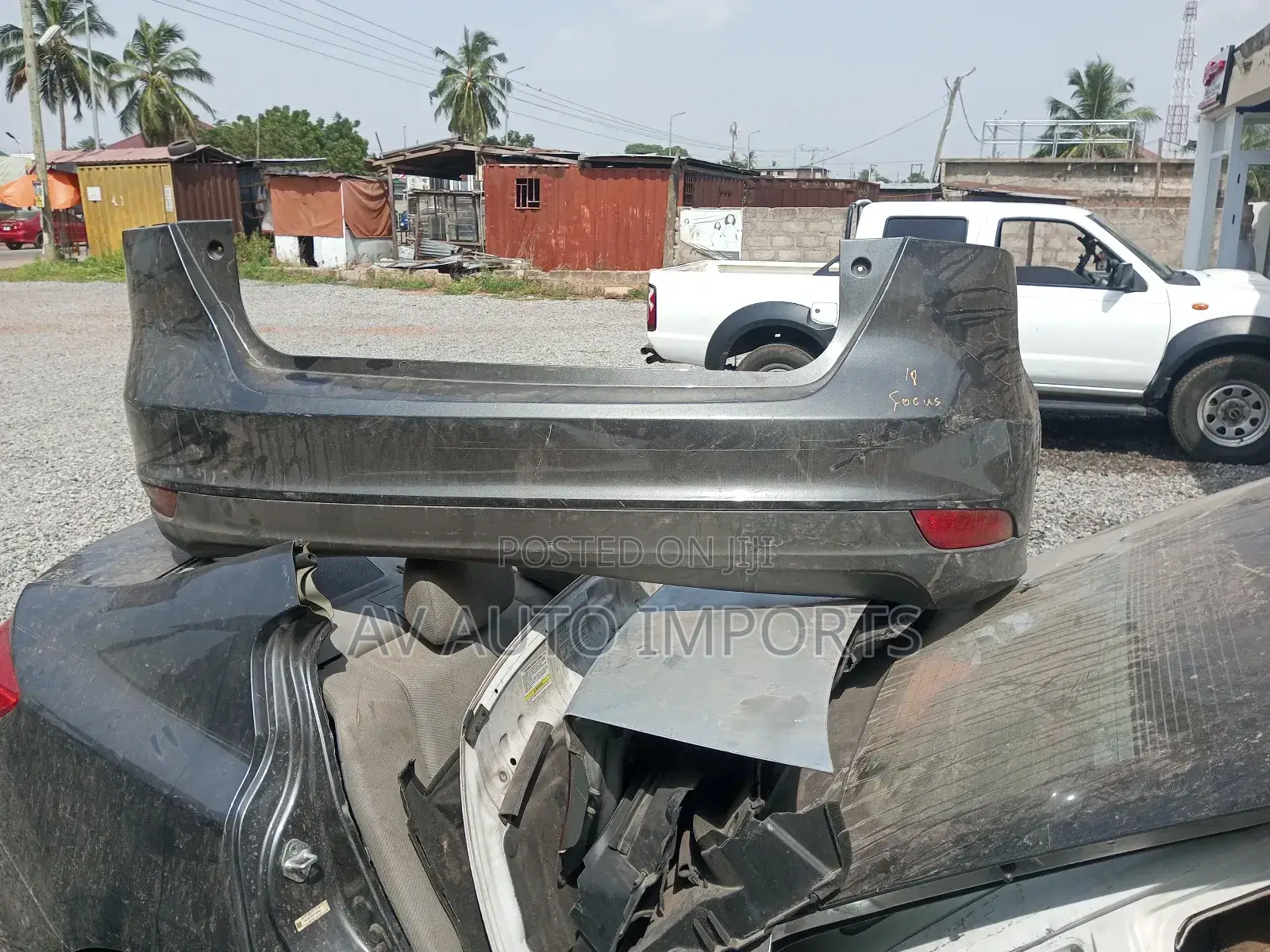 2014-18 Ford Focus Bumper Back