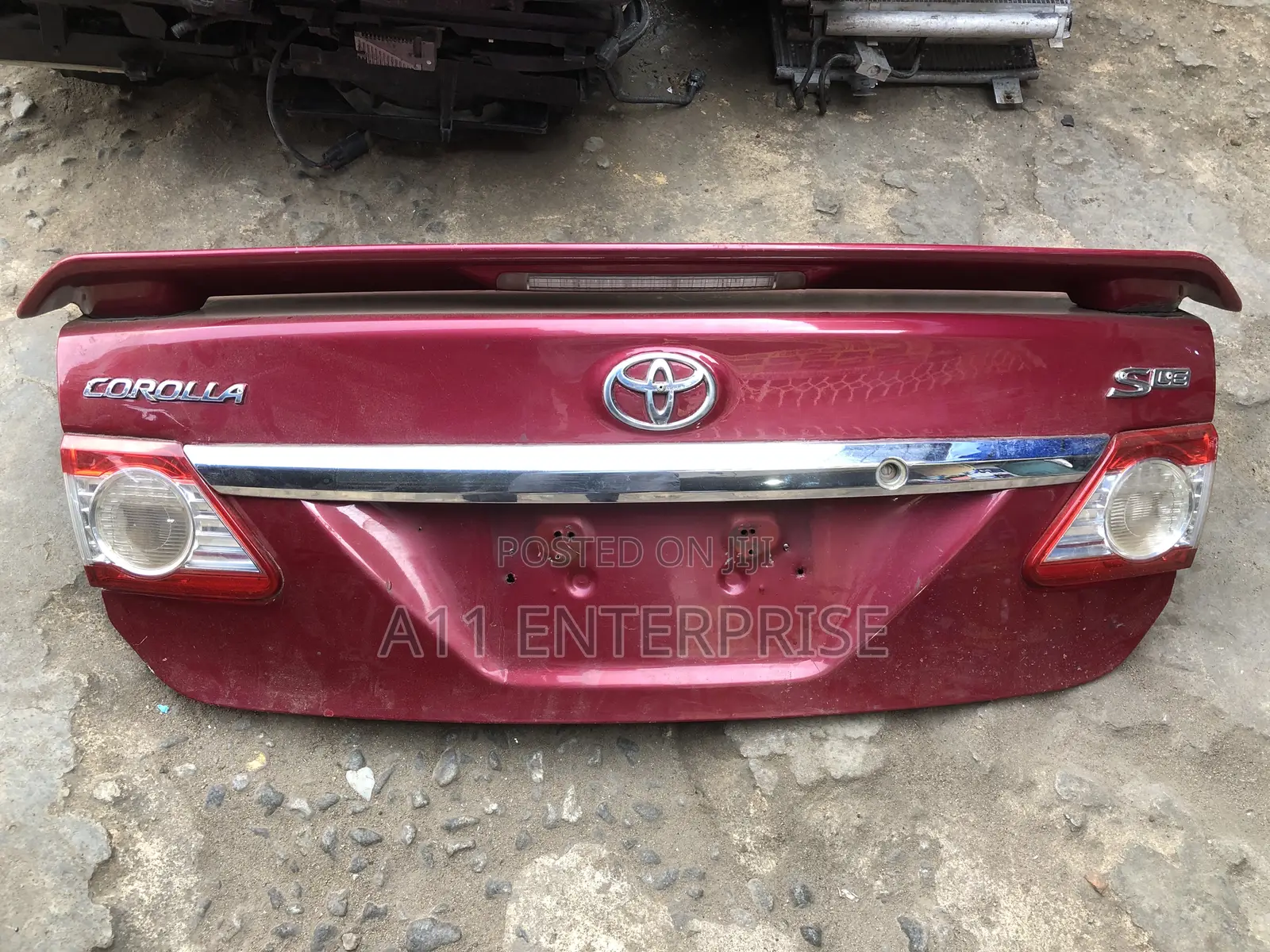 Toyota Corolla 2012 Sport Boots