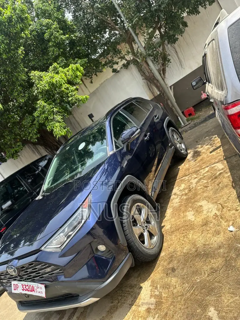 Toyota RAV4 Limited FWD 2020 Blue