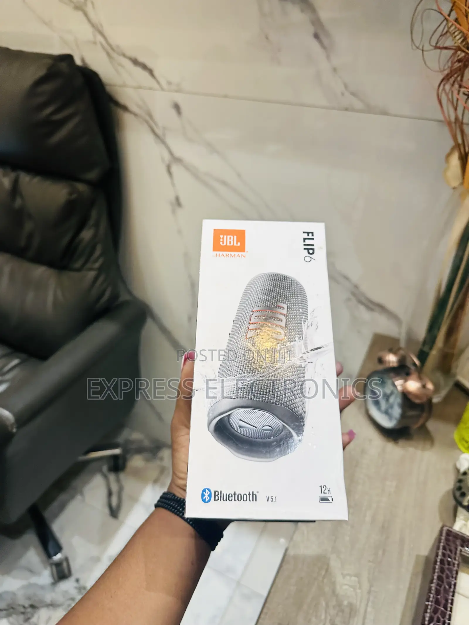 JBL Portable Flip 6 Bluetooth Speaker  